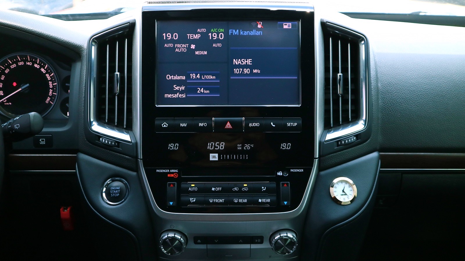 Toyota LAND CRUISER 2018 року з пробігом 41604 км, Універсал, Тойота Центр Київ "Автосаміт Укравто Столичне", м.Київ - 7953000 ГРН | Фото № 17