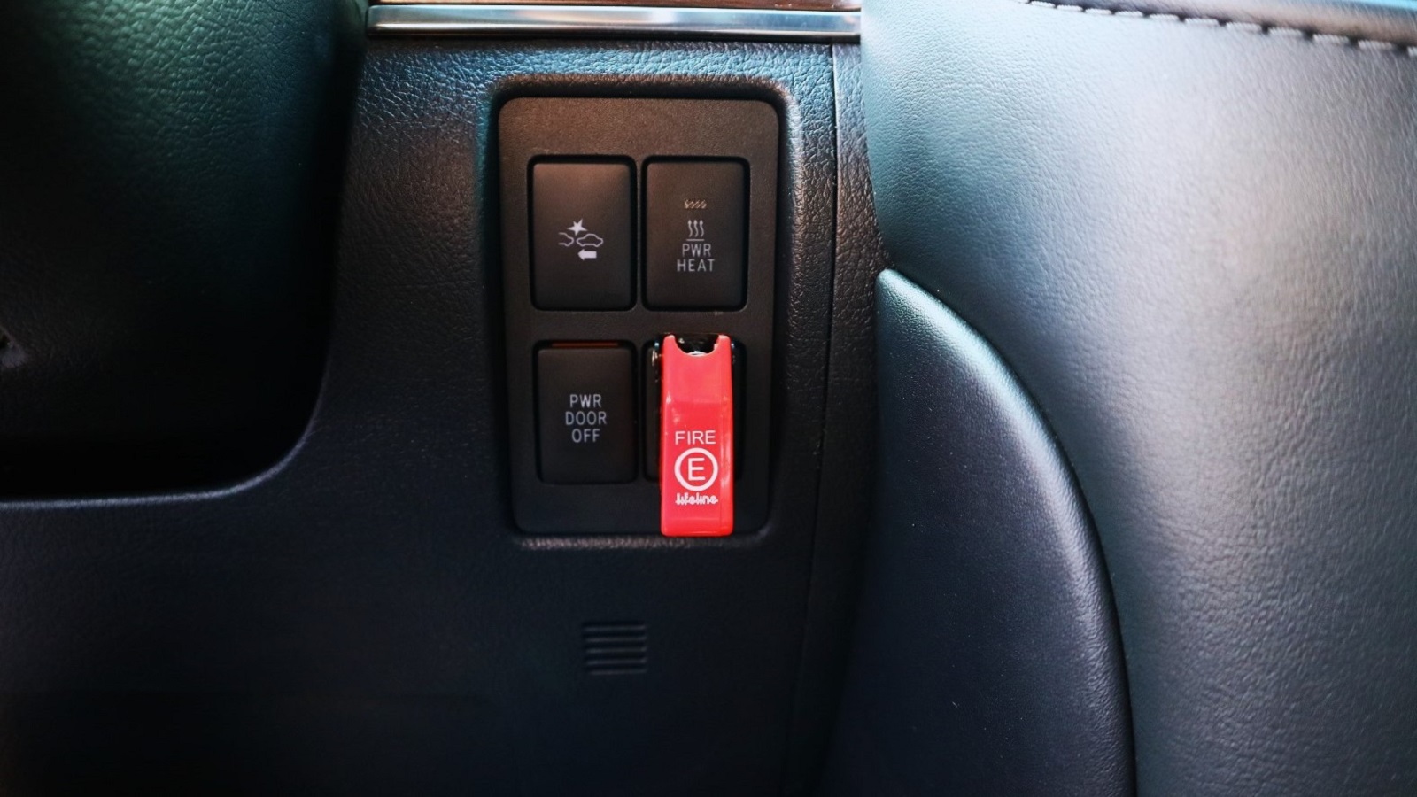 Toyota LAND CRUISER 2018 року з пробігом 41604 км, Універсал, Тойота Центр Київ "Автосаміт Укравто Столичне", м.Київ - 7953000 ГРН | Фото № 24