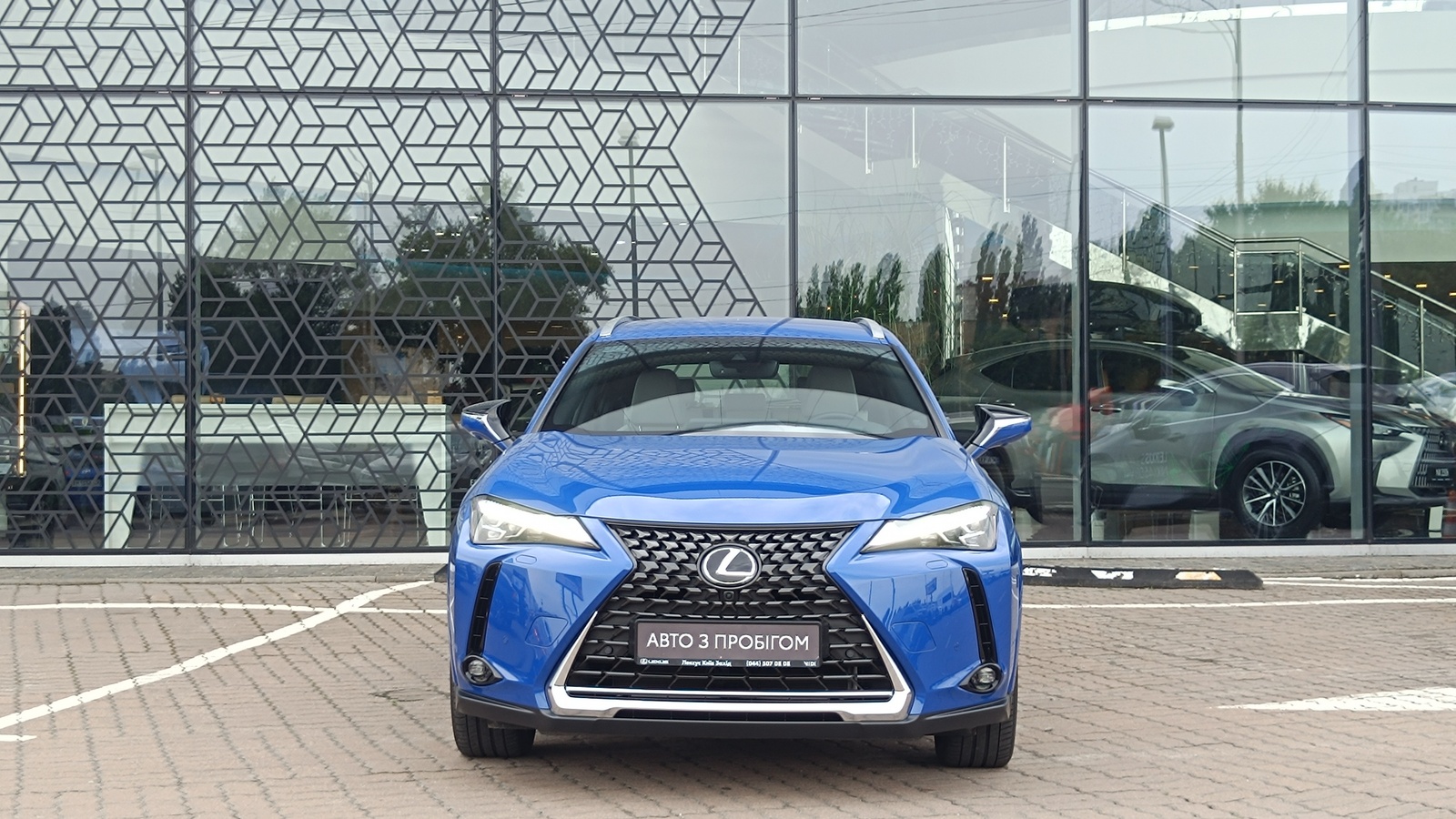 Lexus UX 300e 2023 року з пробігом 3352 км, Універсал, Лексус Київ Захід, м.Київ - 1536600 ГРН | Фото № 5