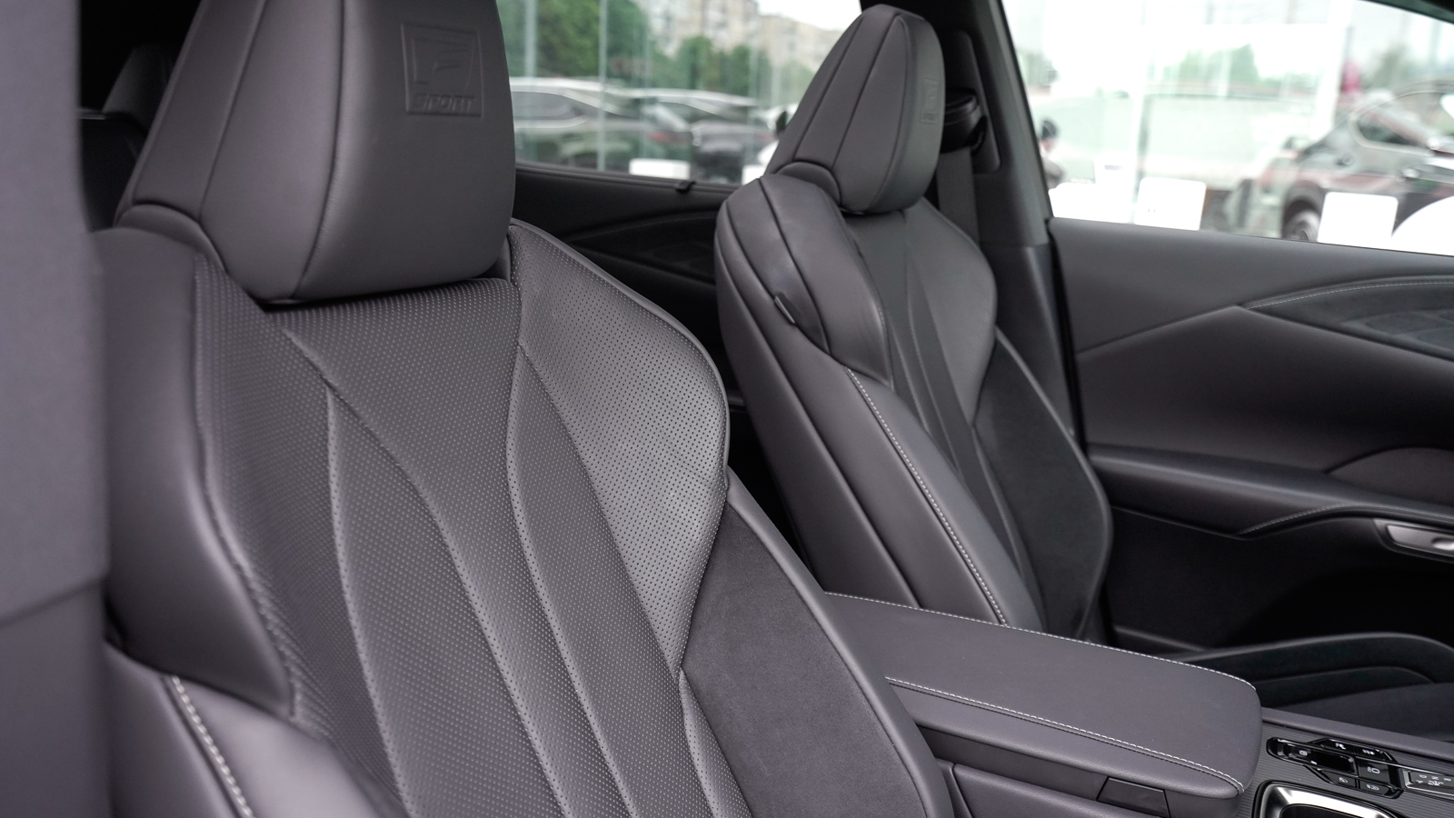Lexus RX 2022 року з пробігом 4594 км, Універсал, Лексус Львів, м.Львів - 3195500 ГРН | Фото № 17