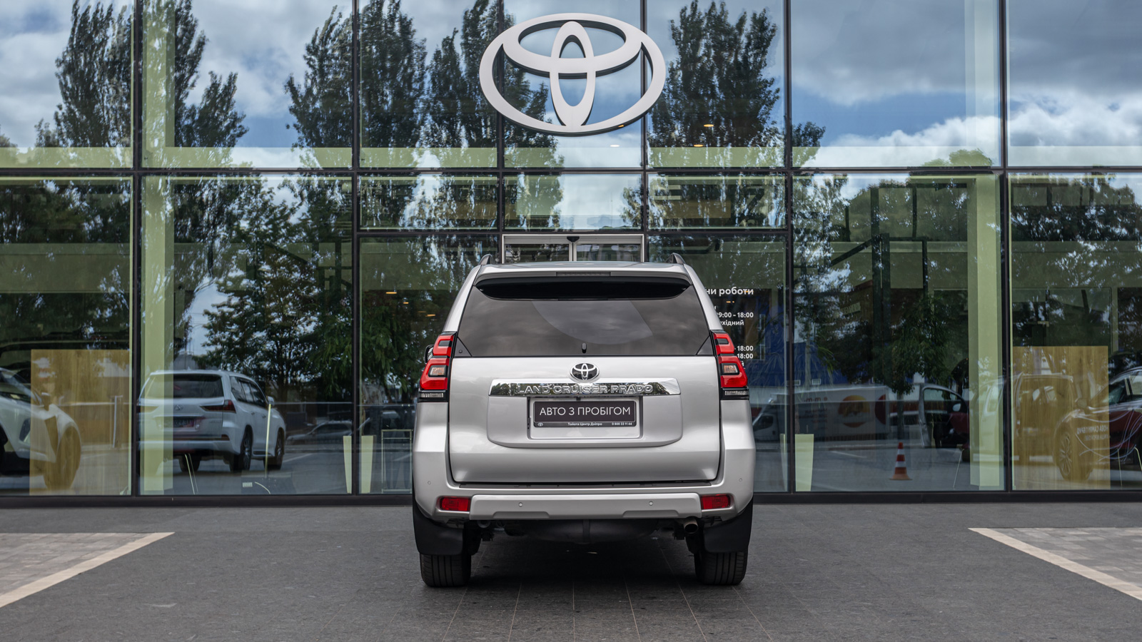 Toyota LAND CRUISER PRADO 2018 року з пробігом 198416 км, Універсал, Тойота Центр Дніпро "Алмаз Мотор" на Запорізькому шосе, м.Дніпро - 1501200 ГРН | Фото № 3