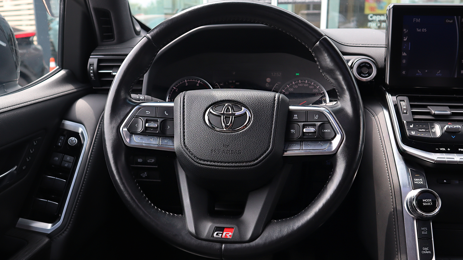 Toyota LAND CRUISER 2023 року з пробігом 177073 км, Універсал, Тойота Центр Рівне "Агат Авто", м.Рівне - 3105000 ГРН | Фото № 13