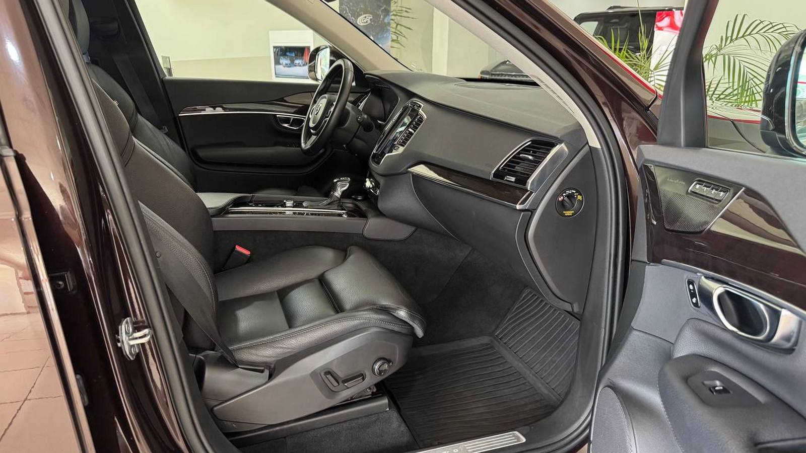 Інші авто VOLVO XC90 2018 року з пробігом 180520 км, Універсал, Тойота Центр Ужгород "Карат Мотор", м.Ужгород - 1323000 ГРН | Фото № 10