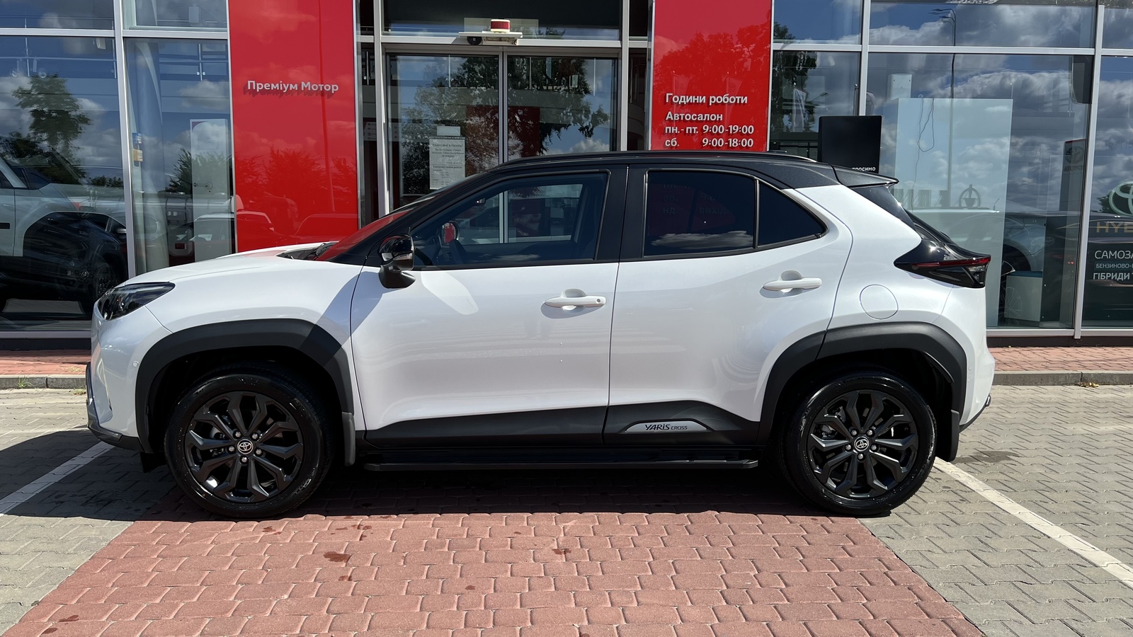 Toyota YARIS CROSS 2024 року з пробігом 1205 км, Хетчбек, Тойота Центр Вінниця "Преміум Мотор", м.Вінниця - 1369500 ГРН | Фото № 3
