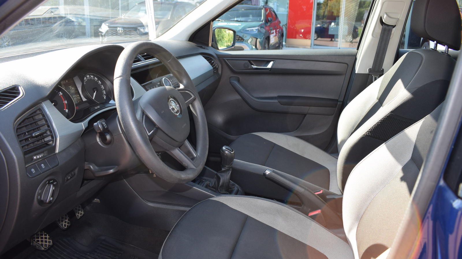 Інші авто SKODA FABIA 2017 року з пробігом 182400 км, Хетчбек, Тойота Центр Житомир "Стар - Кар", м.Житомир - 282200 ГРН | Фото № 12