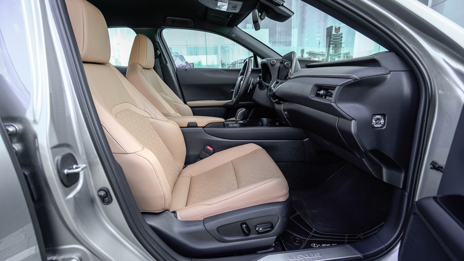 Lexus UX 300e 2023 року з пробігом 11022 км, Універсал, Лексус Львів, м.Львів - 1517630 ГРН | Фото № 6