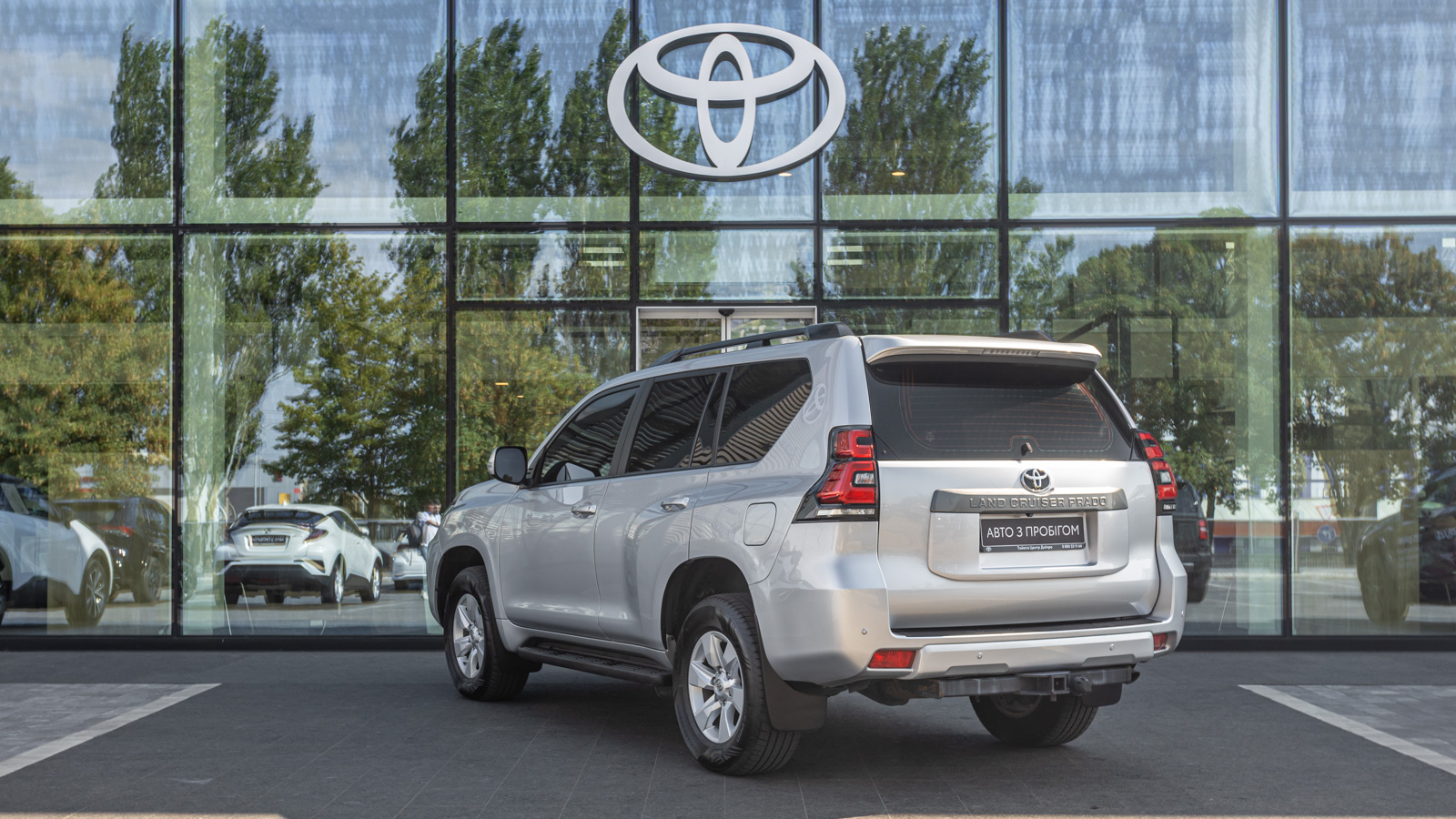 Toyota LAND CRUISER PRADO 2019 року з пробігом 115067 км, Універсал, Тойота Центр Дніпро "Алмаз Мотор" на Запорізькому шосе, м.Дніпро - 1585000 ГРН | Фото № 2