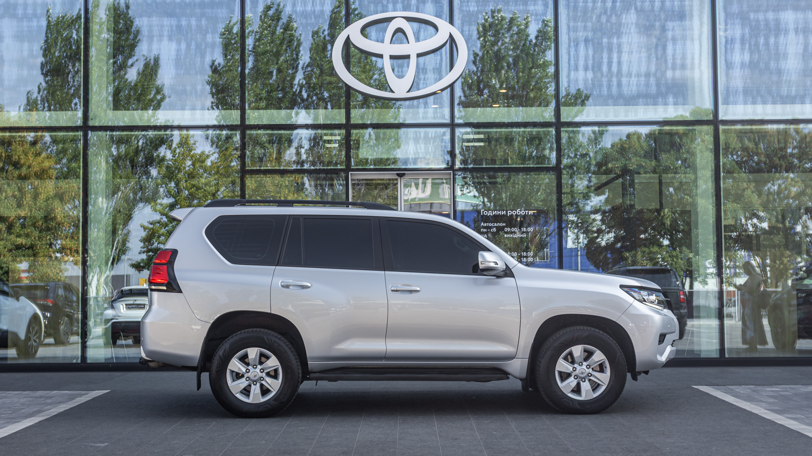 Toyota LAND CRUISER PRADO 2019 року з пробігом 115067 км, Універсал, Тойота Центр Дніпро "Алмаз Мотор" на Запорізькому шосе, м.Дніпро - 1585000 ГРН | Фото № 18