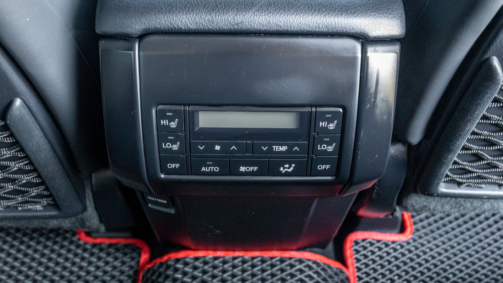 Toyota LAND CRUISER PRADO 2019 року з пробігом 115067 км, Універсал, Тойота Центр Дніпро "Алмаз Мотор" на Запорізькому шосе, м.Дніпро - 1585000 ГРН | Фото № 32