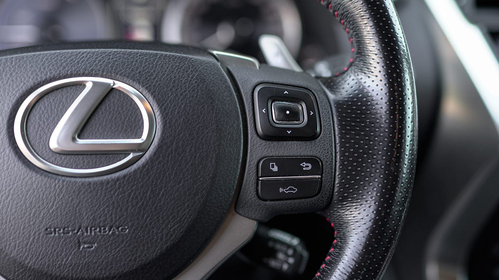 Lexus NX 2016 року з пробігом 104103 км, Універсал, Тойота Центр Львів "Діамант", м.Львів - 1245000 ГРН | Фото № 24