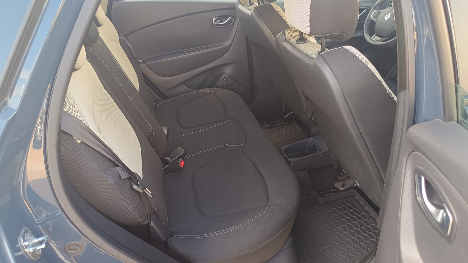 Інші авто RENAULT Captur 2019 року з пробігом 123670 км, Хетчбек, Тойота Центр Київ «ВІДІ Аеропорт», м.Київ - 590000 ГРН | Фото № 7