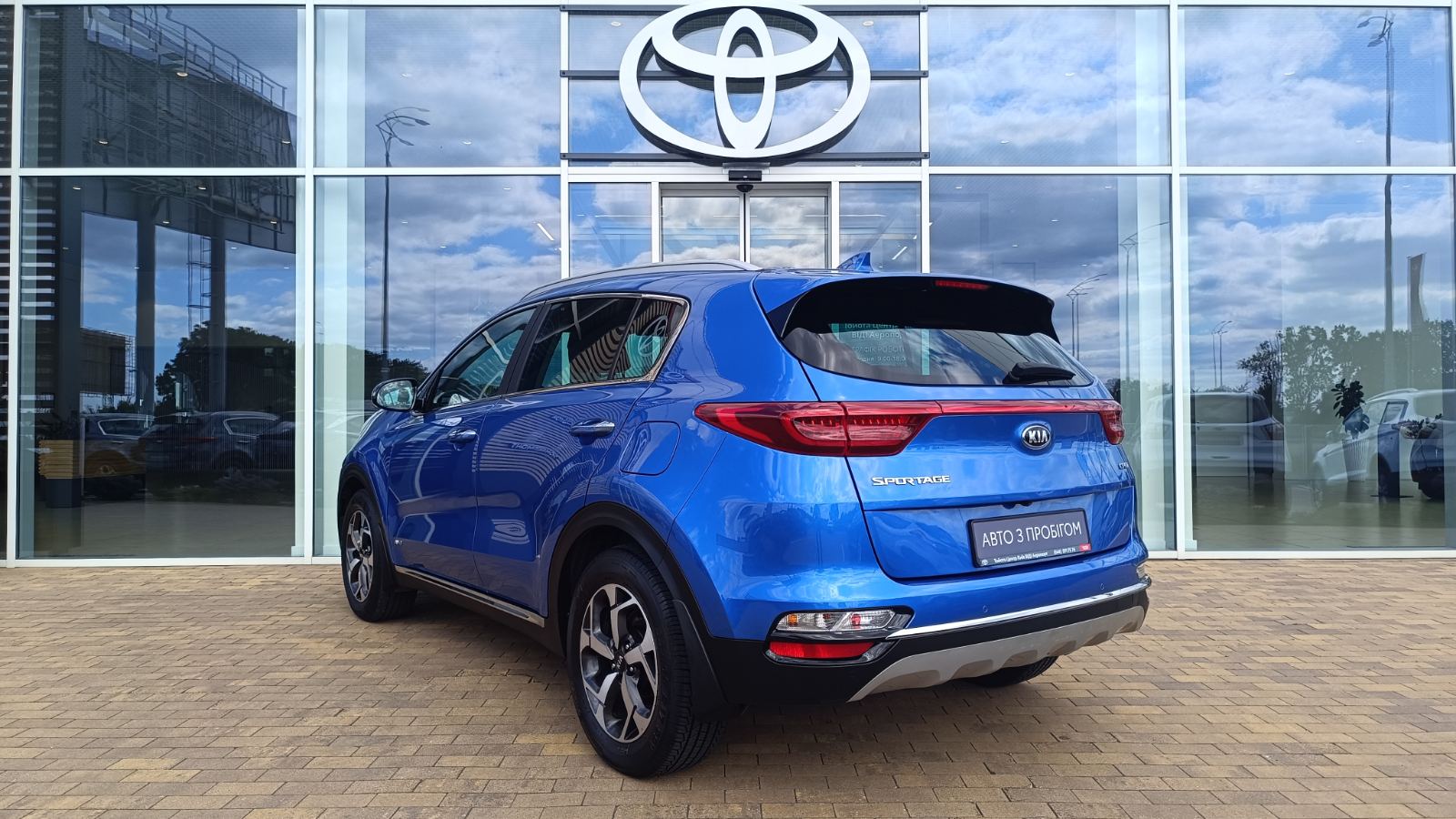 Інші авто KIA SPORTAGE 2018 року з пробігом 133257 км, Універсал, Тойота Центр Київ «ВІДІ Аеропорт», м.Київ - 840000 ГРН | Фото № 2