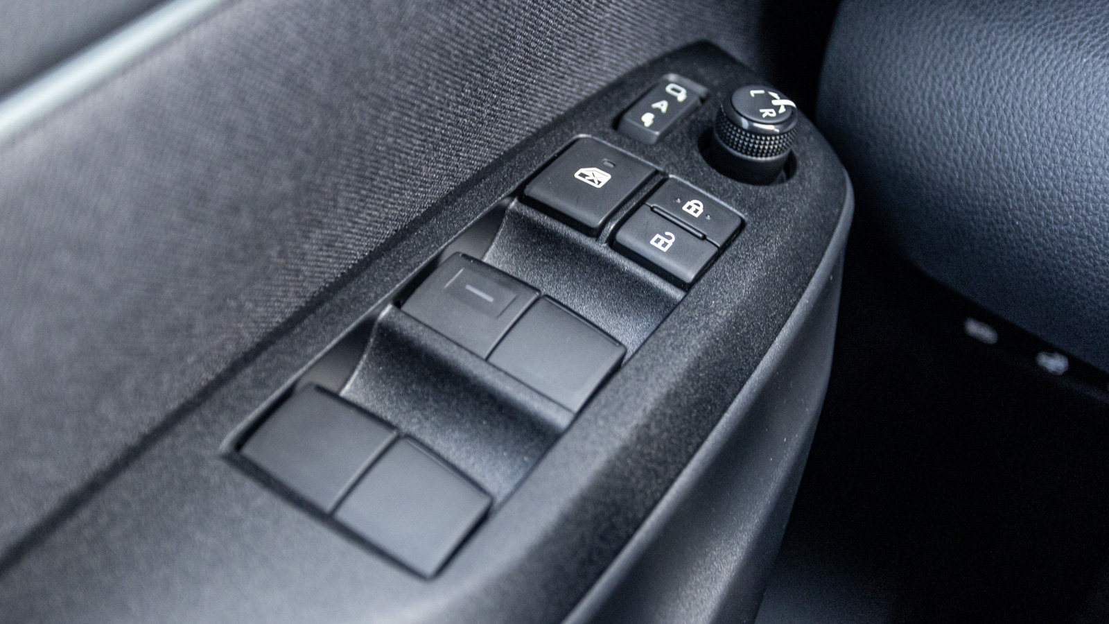 Toyota YARIS CROSS 2024 року з пробігом 1034 км, Хетчбек, Тойота Центр Дніпро "Алмаз Мотор" на Запорізькому шосе, м.Дніпро - 1390000 ГРН | Фото № 23