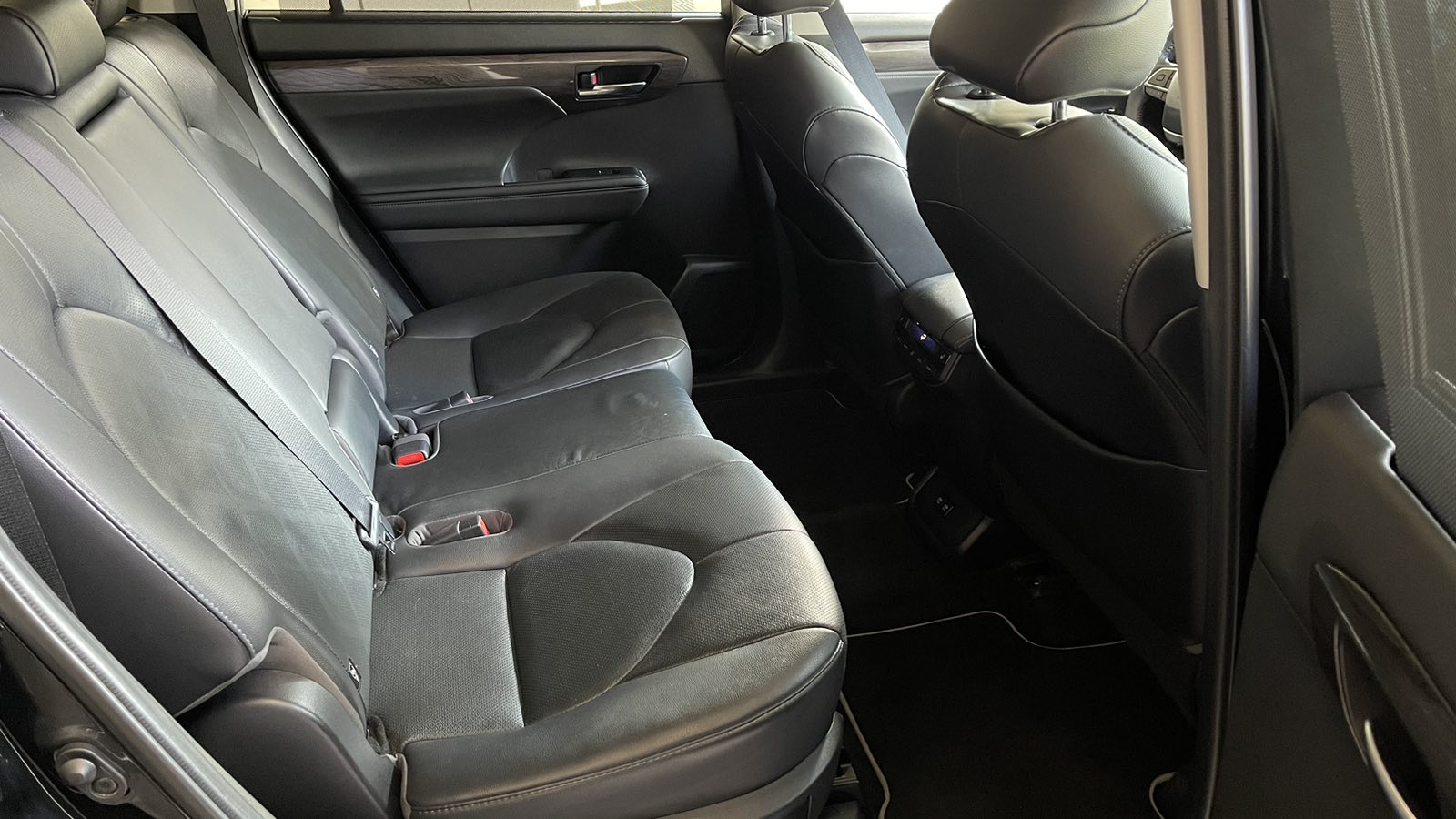 Toyota HIGHLANDER 2021 року з пробігом 43293 км, Універсал, Тойота Центр Київ "Автосаміт Укравто", м.Київ - 2633400 ГРН | Фото № 7