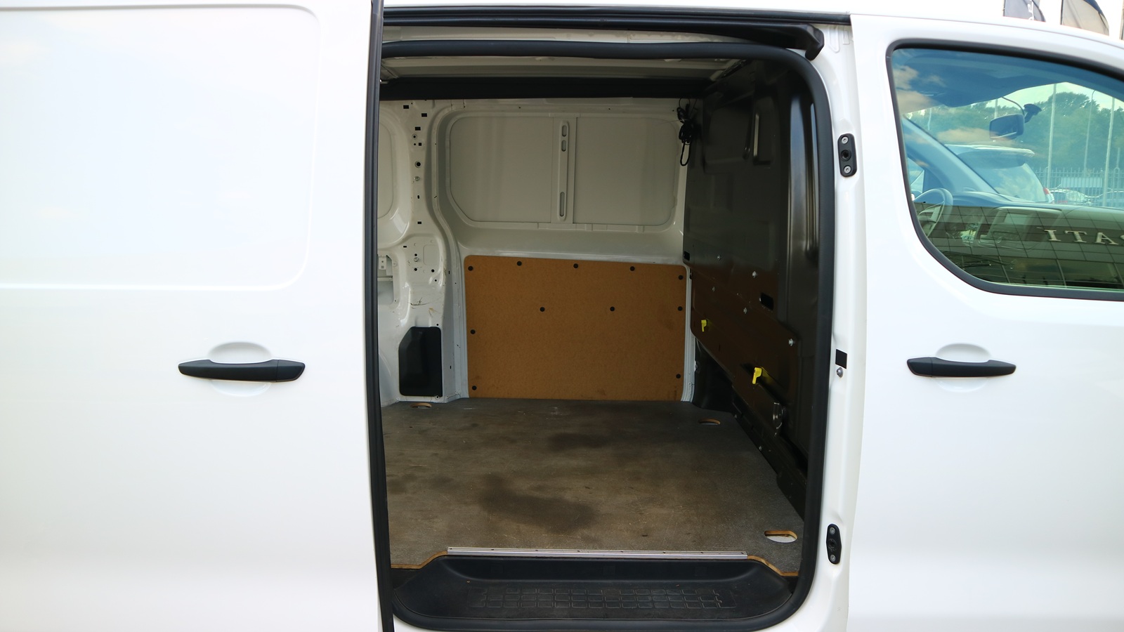 Toyota PROACE 2021 року з пробігом 22672 км, Мінівен, Тойота Центр Київ "Автосаміт Укравто Столичне", м.Київ - 1215000 ГРН | Фото № 21
