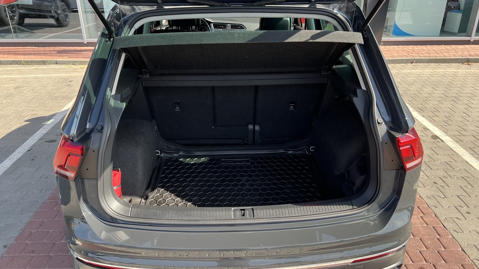 Інші авто VOLKSWAGEN TIGUAN 2021 року з пробігом 204485 км, Універсал, Тойота Центр Вінниця "Преміум Мотор", м.Вінниця - 1033350 ГРН | Фото № 10