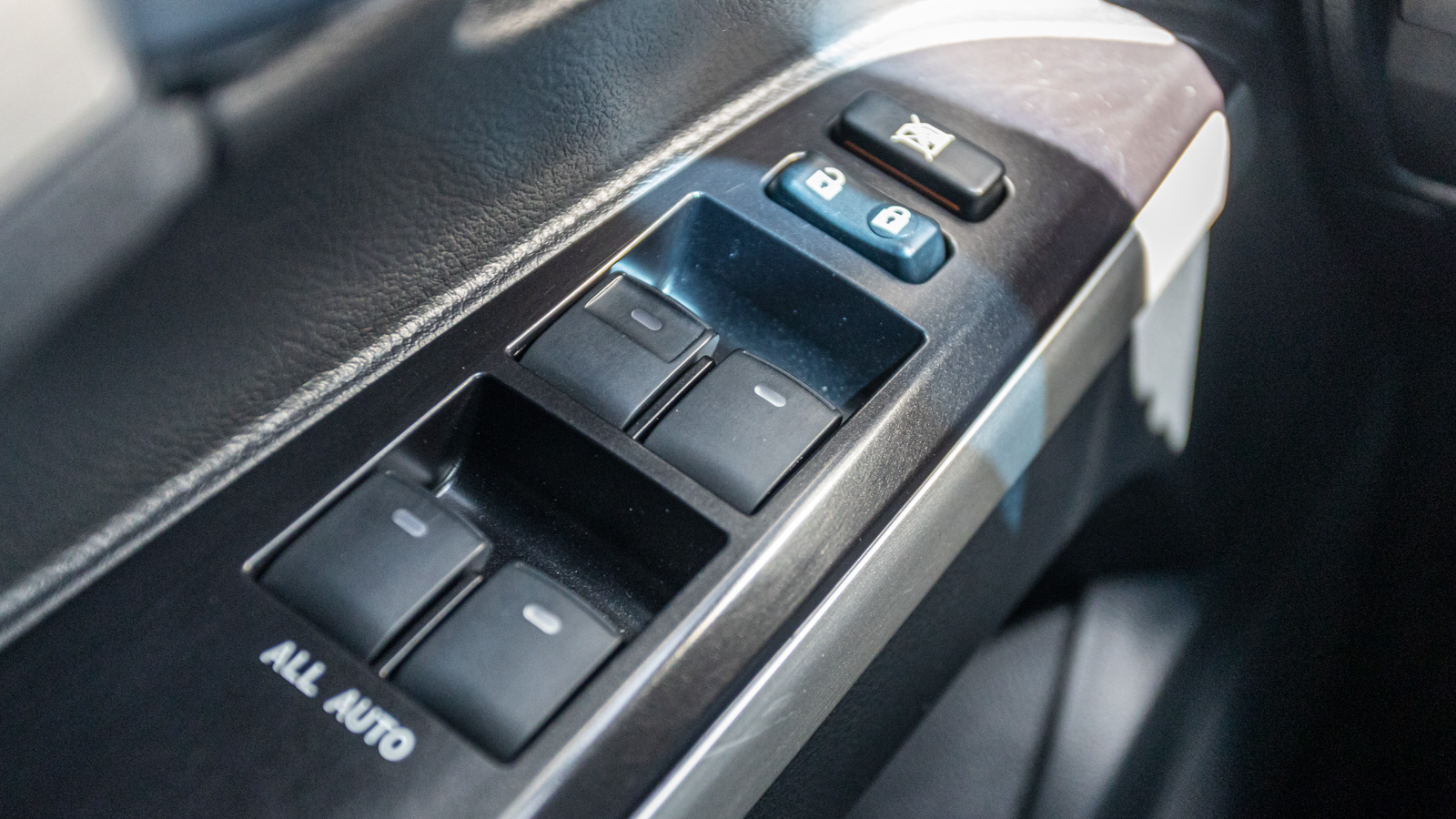 Toyota LAND CRUISER 2020 року з пробігом 45568 км, Універсал, Тойота Центр Дніпро "Алмаз Мотор" на Запорізькому шосе, м.Дніпро - 3150000 ГРН | Фото № 24