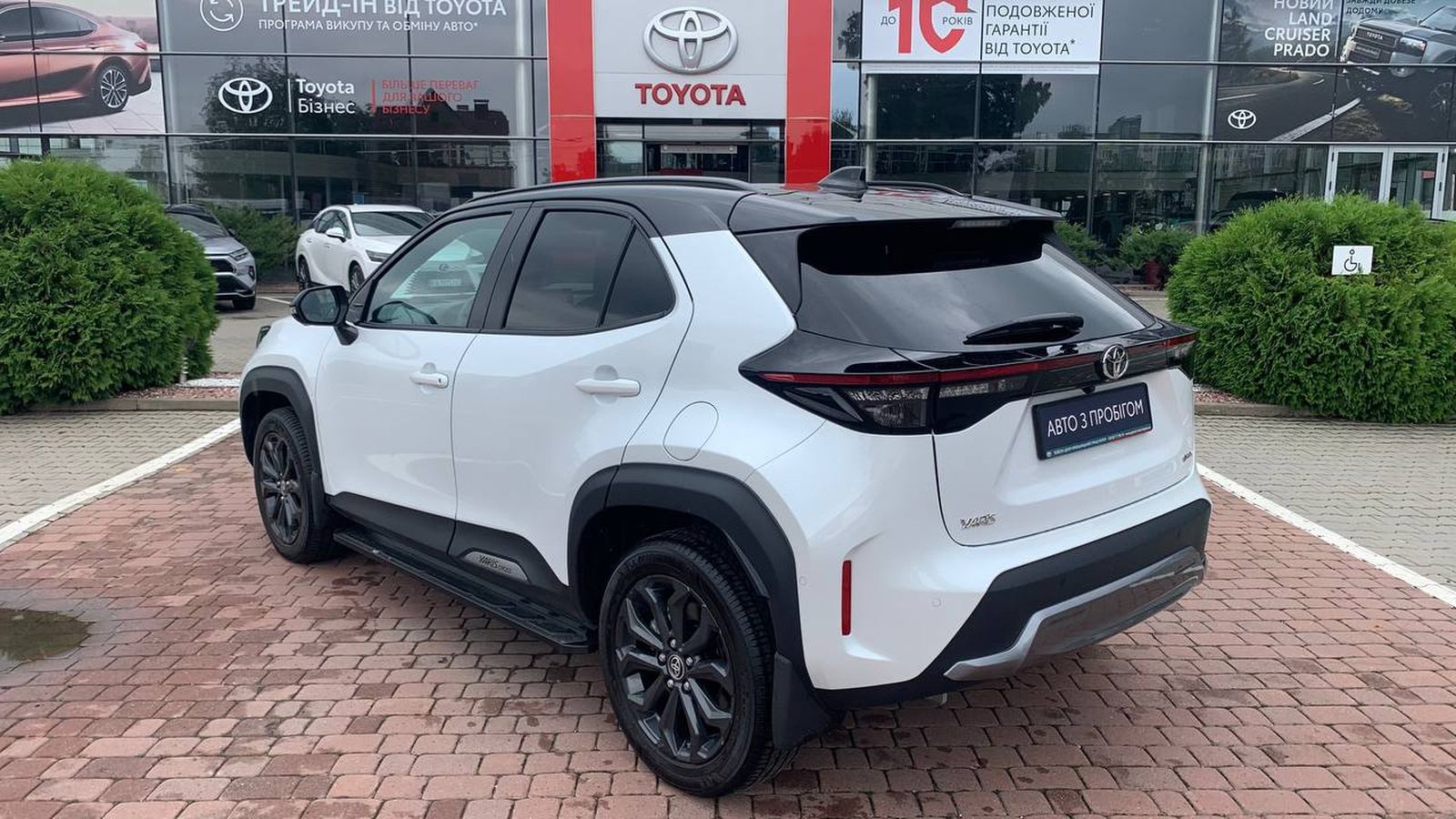 Toyota YARIS CROSS 2024 року з пробігом 925 км, Хетчбек, Тойота Центр Хмельницький "Гранд Мотор", м.Хмельницький - 1363000 ГРН | Фото № 2