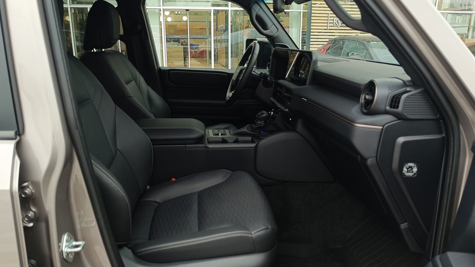 Toyota LAND CRUISER PRADO 2024 року з пробігом 5736 км, Універсал, Тойота Центр Київ "ВіДі Автострада", м.Київ - 2840000 ГРН | Фото № 6