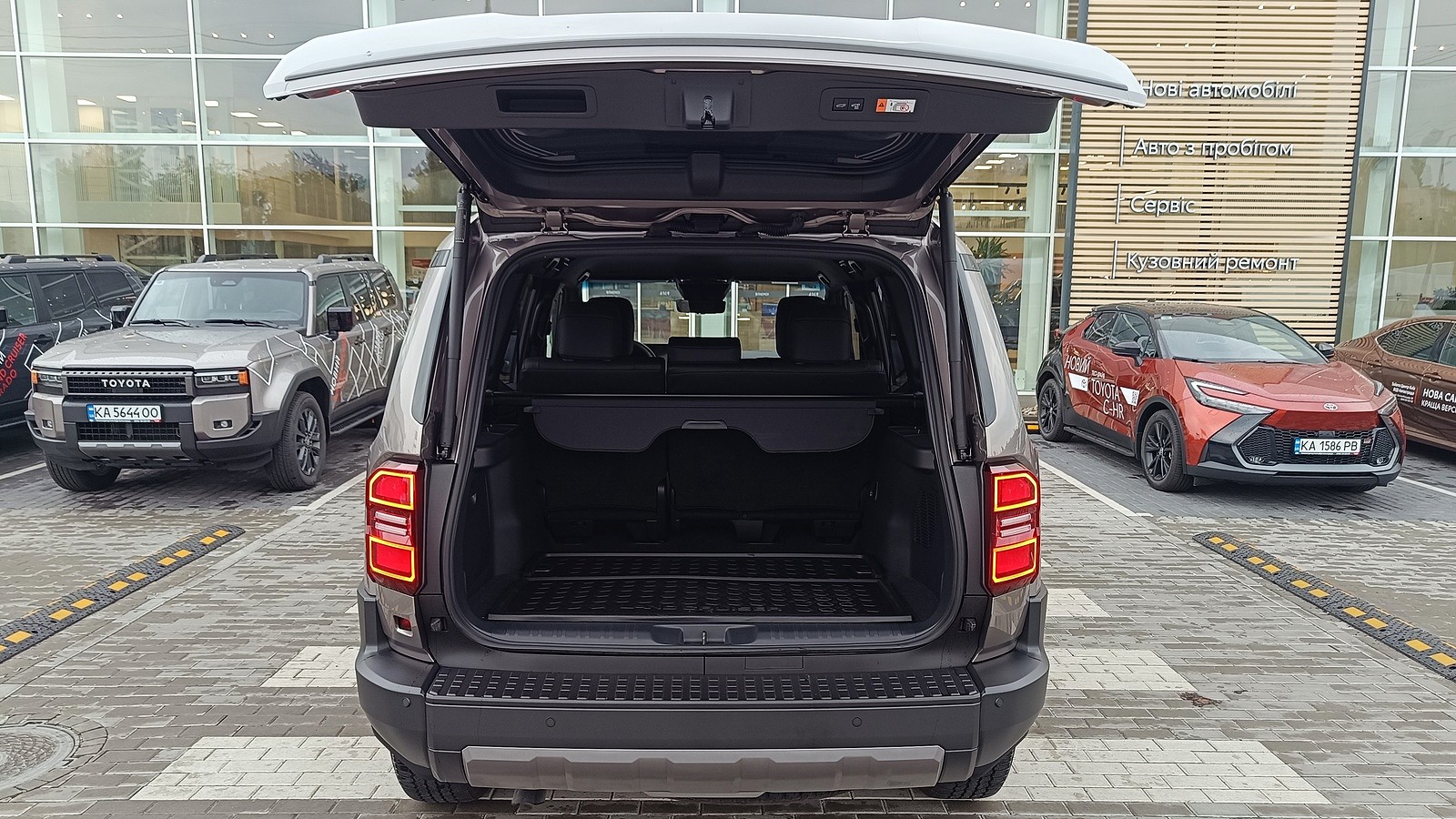 Toyota LAND CRUISER PRADO 2024 року з пробігом 5736 км, Універсал, Тойота Центр Київ "ВіДі Автострада", м.Київ - 2840000 ГРН | Фото № 10