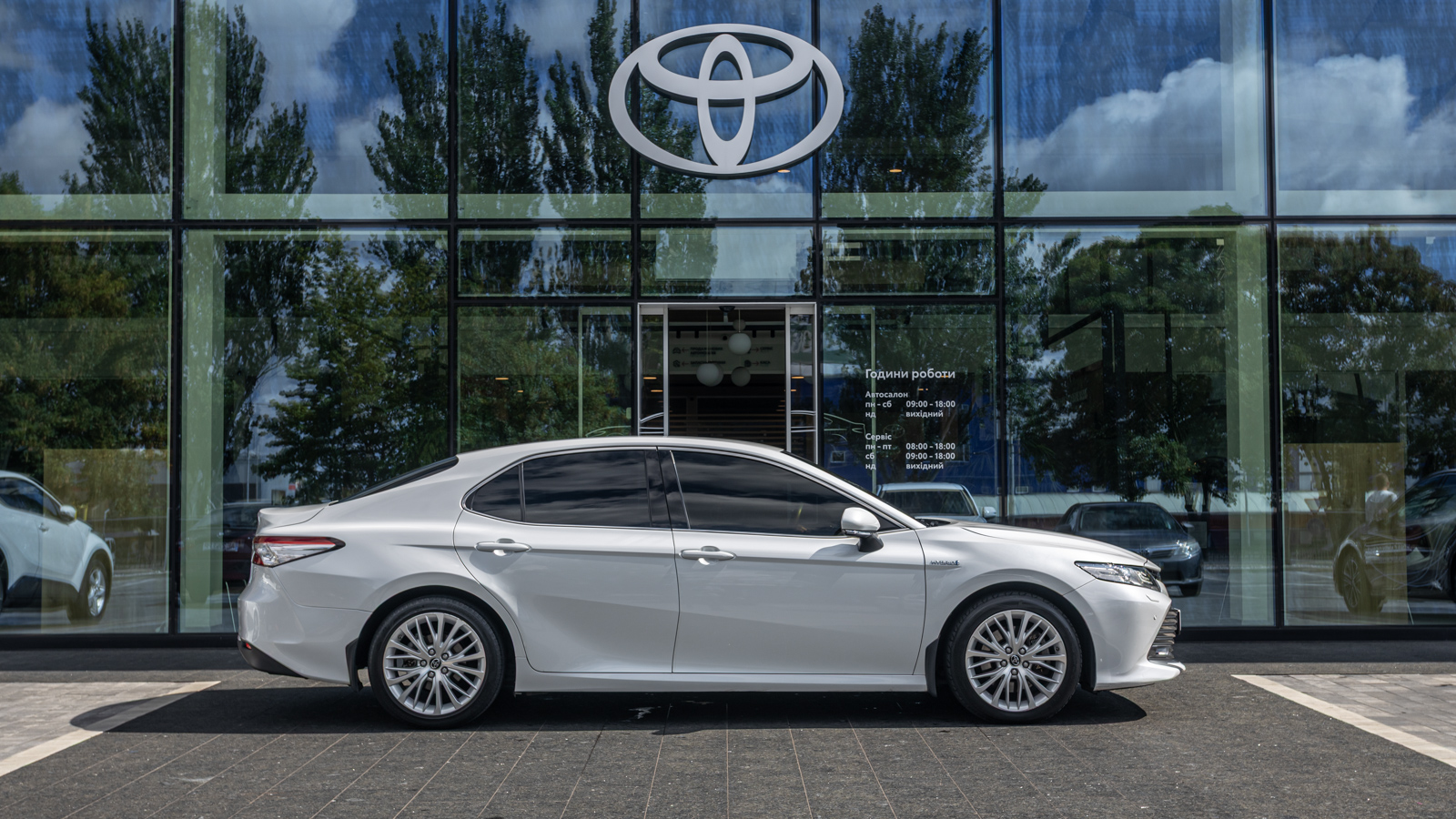 Toyota CAMRY 2019 року з пробігом 112635 км, Седан, Тойота Центр Дніпро "Алмаз Мотор" на Запорізькому шосе, м.Дніпро - 1220000 ГРН | Фото № 17
