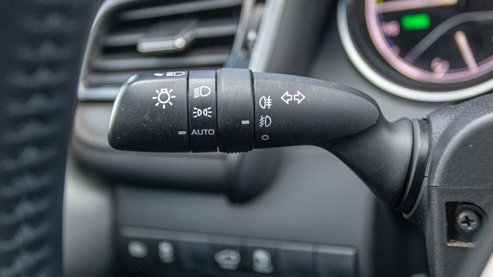 Toyota CAMRY 2019 року з пробігом 112635 км, Седан, Тойота Центр Дніпро "Алмаз Мотор" на Запорізькому шосе, м.Дніпро - 1220000 ГРН | Фото № 21