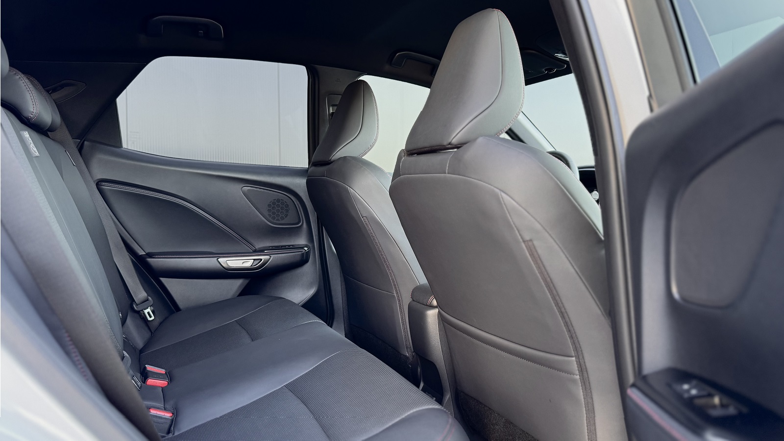 Lexus LBX 2023 року з пробігом 4014 км, Універсал, Лексус Одеса, м.Одеса - 1620920 ГРН | Фото № 7