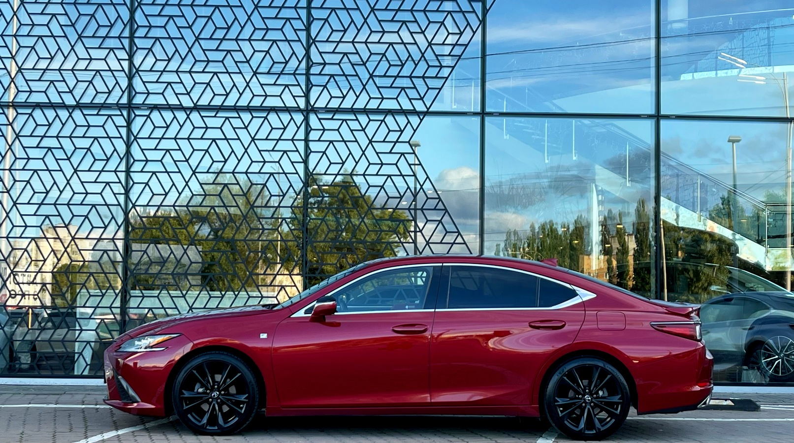 Lexus ES 2022 року з пробігом 289679 км, Седан, Лексус Київ Захід, м.Київ - 1400000 ГРН | Фото № 3