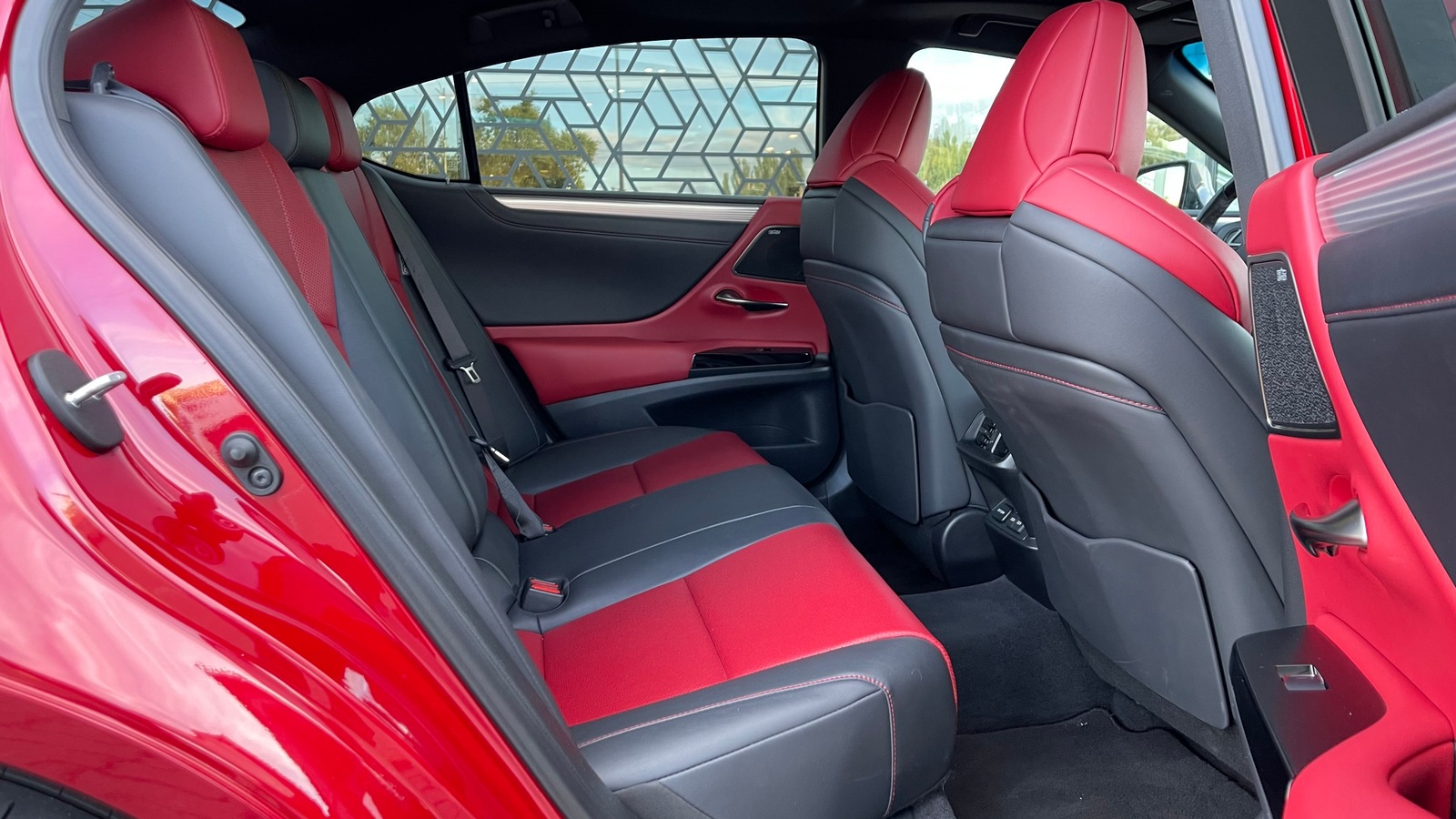 Lexus ES 2022 року з пробігом 289679 км, Седан, Лексус Київ Захід, м.Київ - 1400000 ГРН | Фото № 7