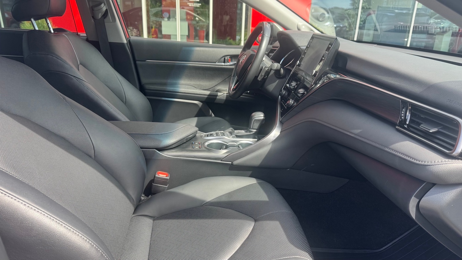 Toyota CAMRY 2023 року з пробігом 99471 км, Седан, Тойота Центр Івано-Франківськ "Класик-Авто", м.Івано-Франківськ - 1445000 ГРН | Фото № 6
