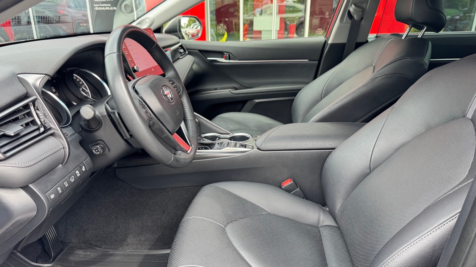 Toyota CAMRY 2023 року з пробігом 99471 км, Седан, Тойота Центр Івано-Франківськ "Класик-Авто", м.Івано-Франківськ - 1445000 ГРН | Фото № 12