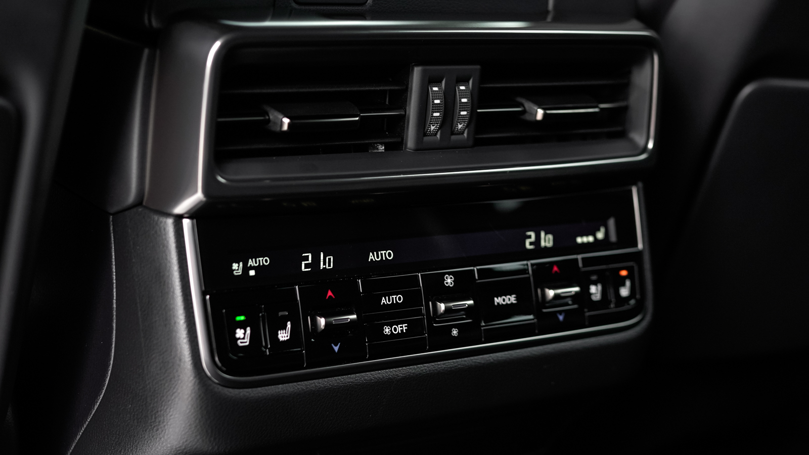 Lexus LX 2024 року з пробігом 29331 км, Універсал, Тойота Центр Львів "Діамант", м.Львів - 5395000 ГРН | Фото № 40