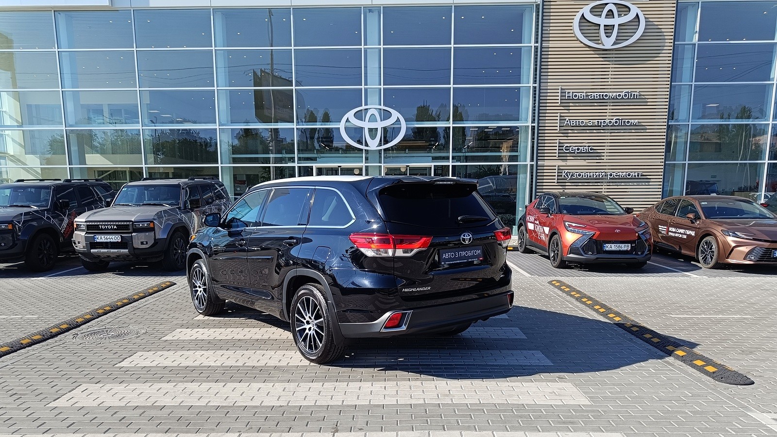 Toyota HIGHLANDER 2019 року з пробігом 68948 км, Універсал, Тойота Центр Київ "ВіДі Автострада", м.Київ - 1535500 ГРН | Фото № 2