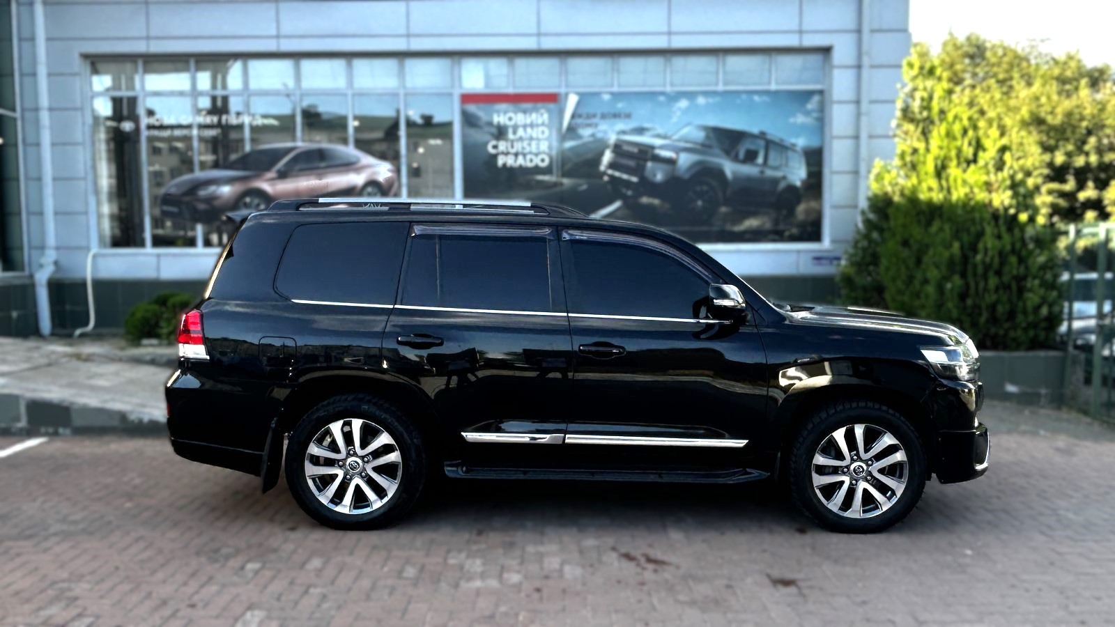 Toyota LAND CRUISER 2016 року з пробігом 352221 км, Універсал, Тойота Центр Чернівці "Олімп-Моторс", м.Чернівці - 2000000 ГРН | Фото № 17