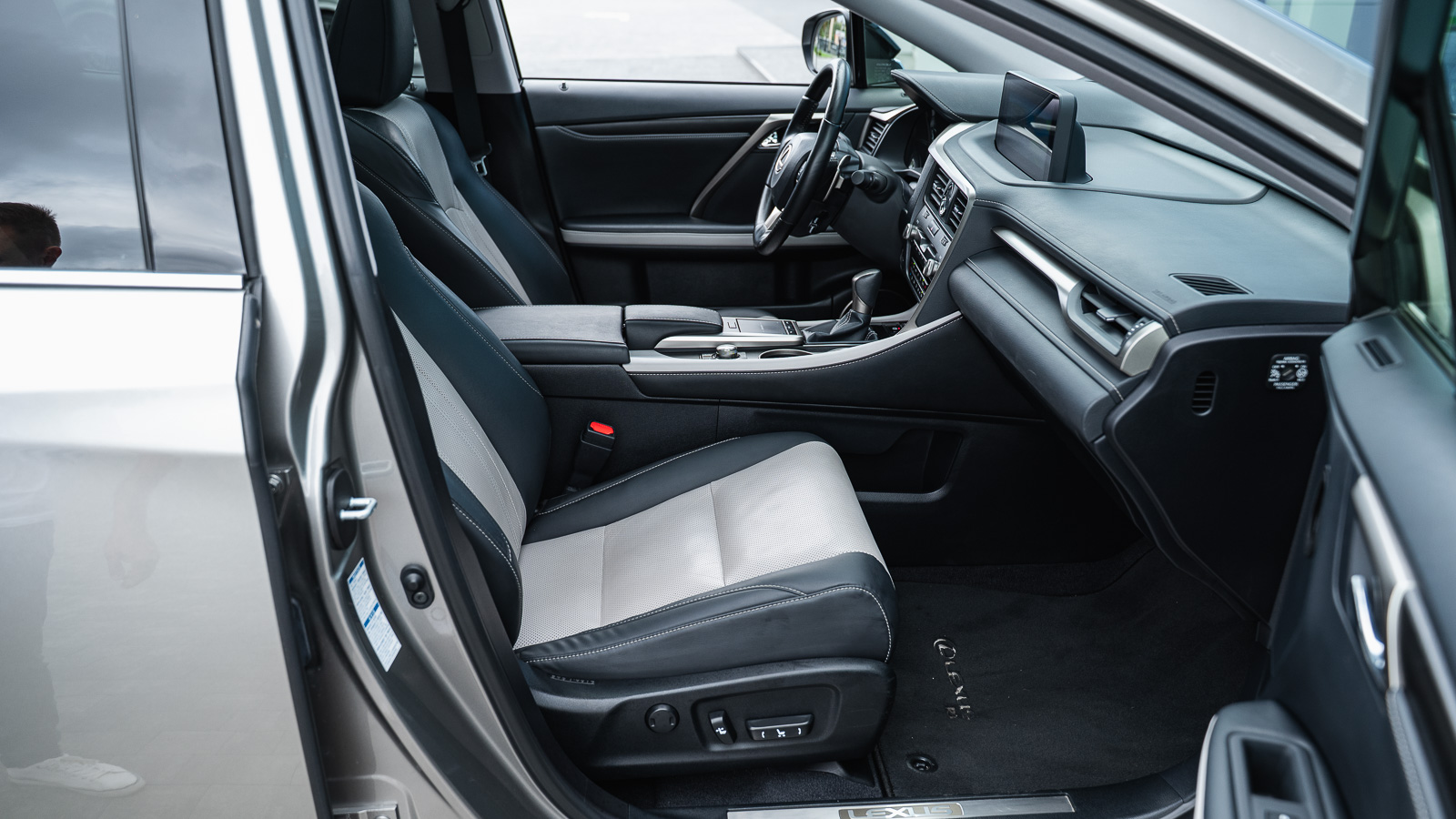 Lexus RX 2021 року з пробігом 59717 км, Універсал, Лексус Дніпро, м.Дніпро - 2228765 ГРН | Фото № 6