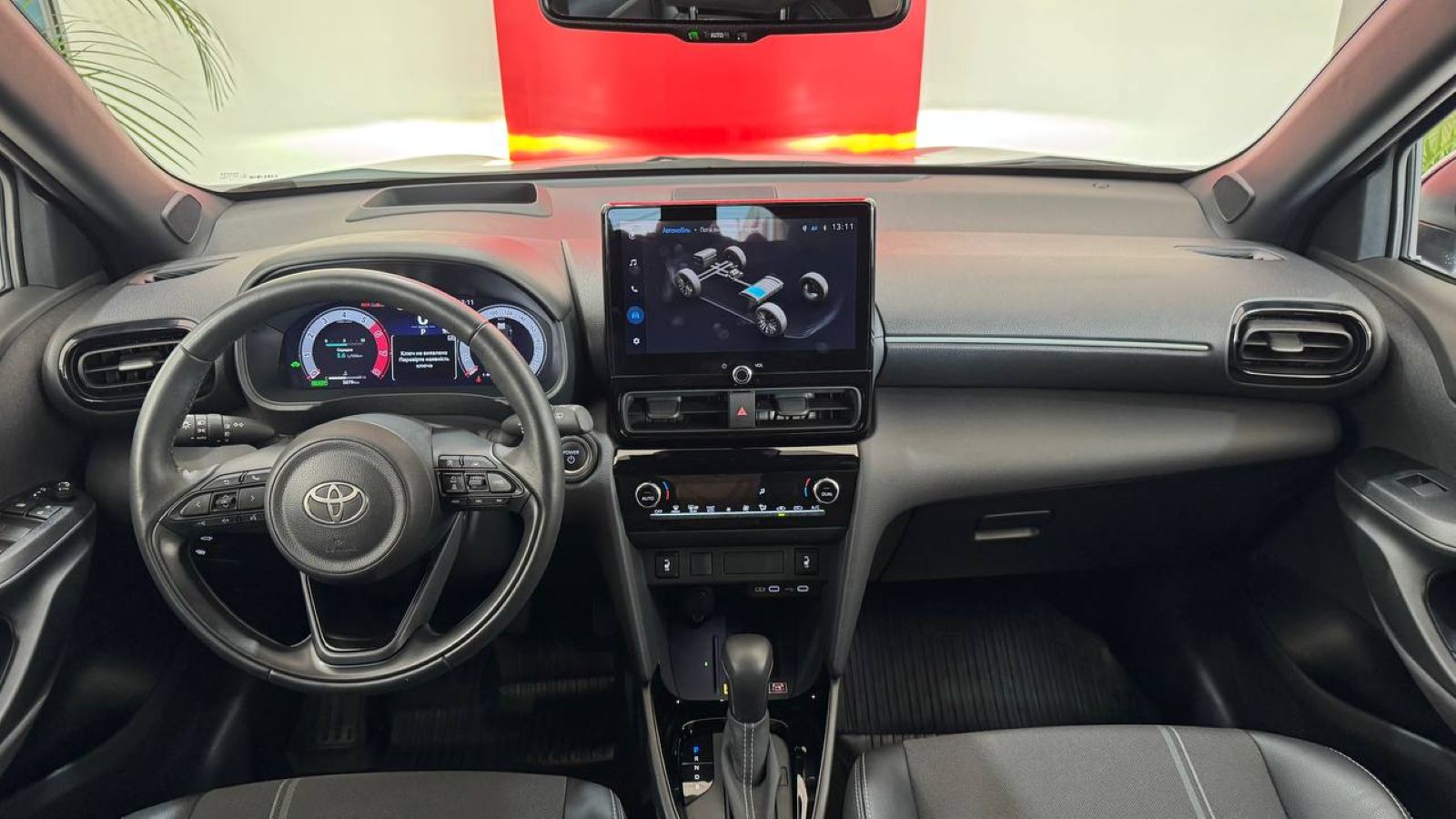 Toyota YARIS CROSS 2024 року з пробігом 5455 км, Хетчбек, Тойота Центр Ужгород "Карат Мотор", м.Ужгород - 1365160 ГРН | Фото № 8