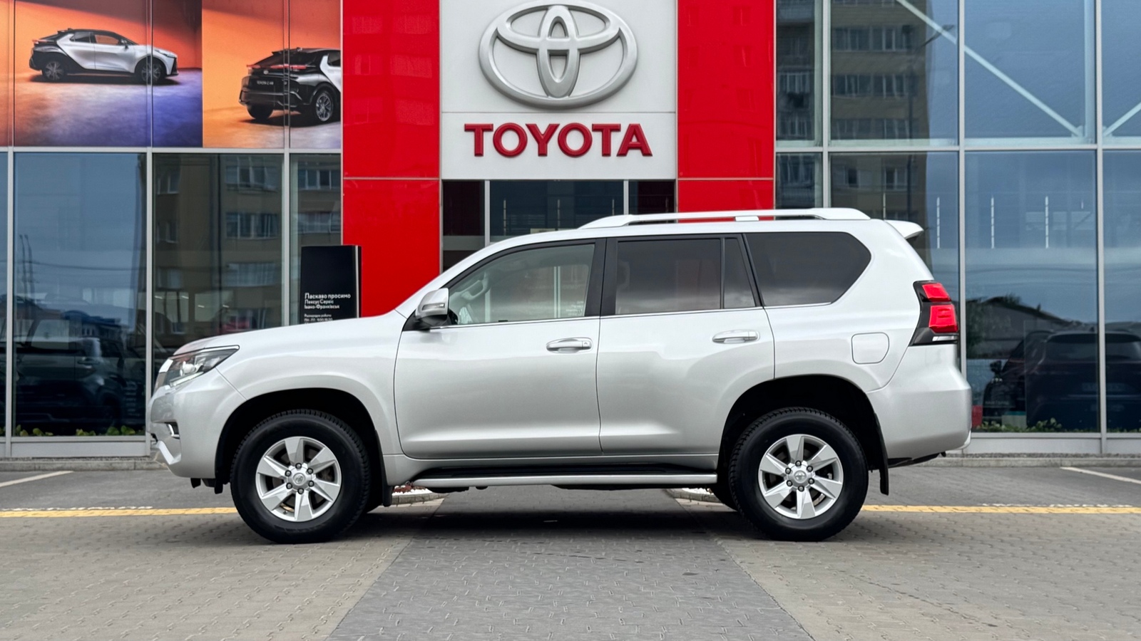 Toyota LAND CRUISER PRADO 2020 року з пробігом 135648 км, Універсал, Тойота Центр Івано-Франківськ "Класик-Авто", м.Івано-Франківськ - 1535000 ГРН | Фото № 3