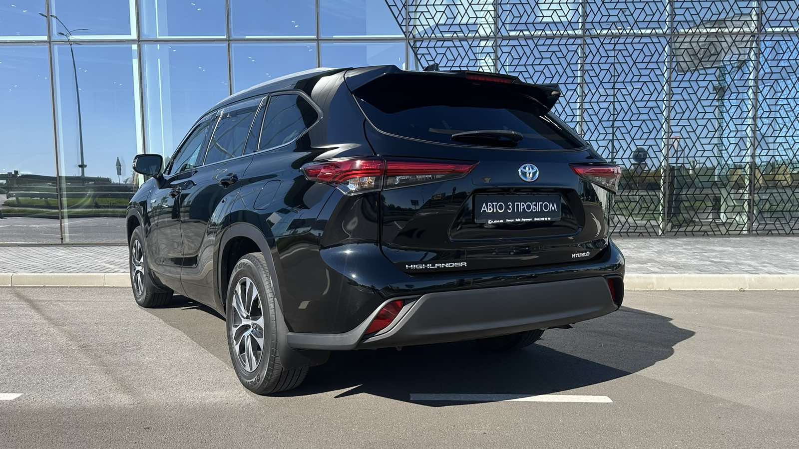 Toyota HIGHLANDER 2021 року з пробігом 72052 км, Універсал, Лексус Київ Аеропорт, м.Київ - 1913145 ГРН | Фото № 2