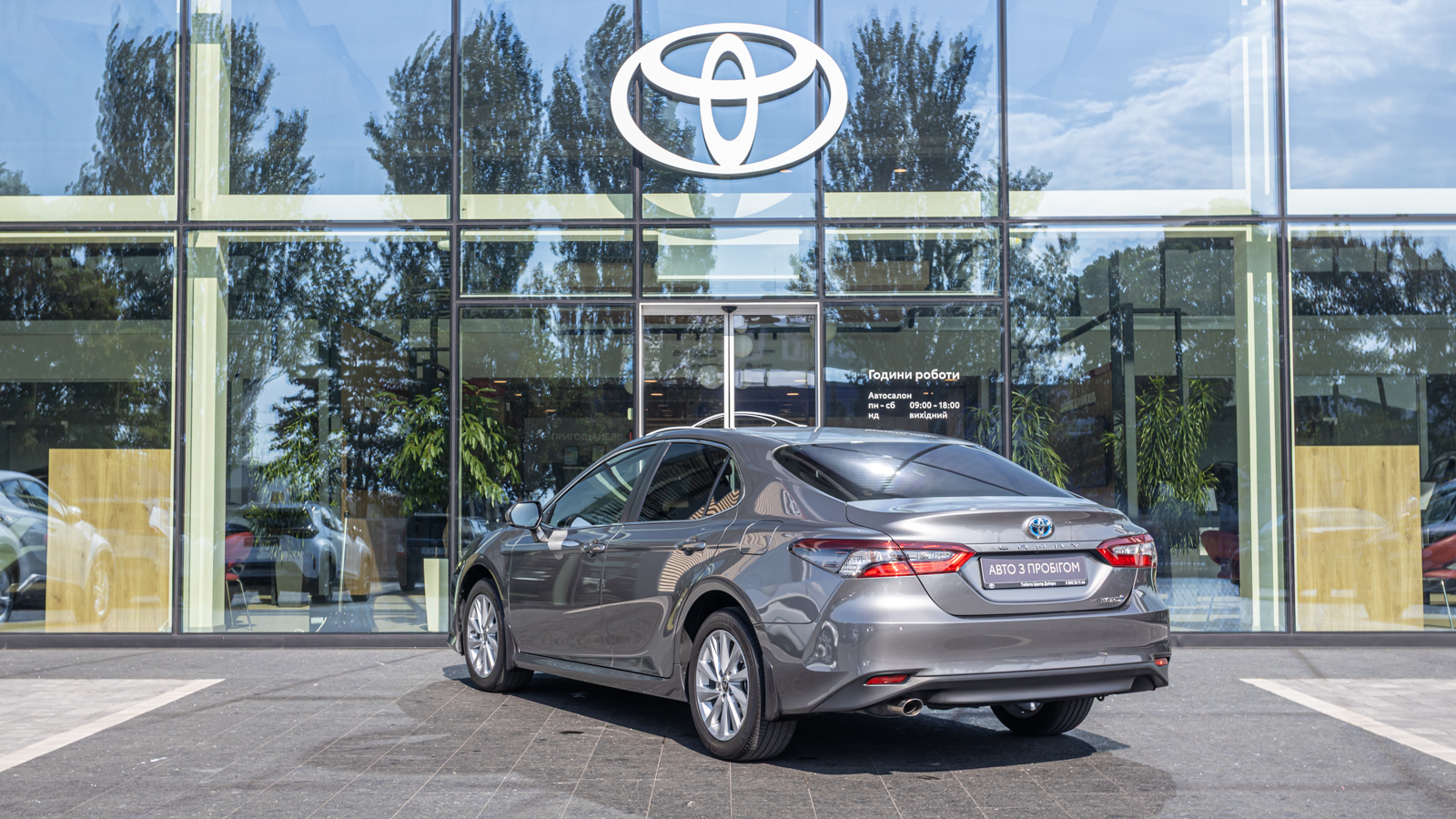 Toyota CAMRY 2022 року з пробігом 33613 км, Седан, Тойота Центр Дніпро "Алмаз Мотор" на Запорізькому шосе, м.Дніпро - 1415000 ГРН | Фото № 2