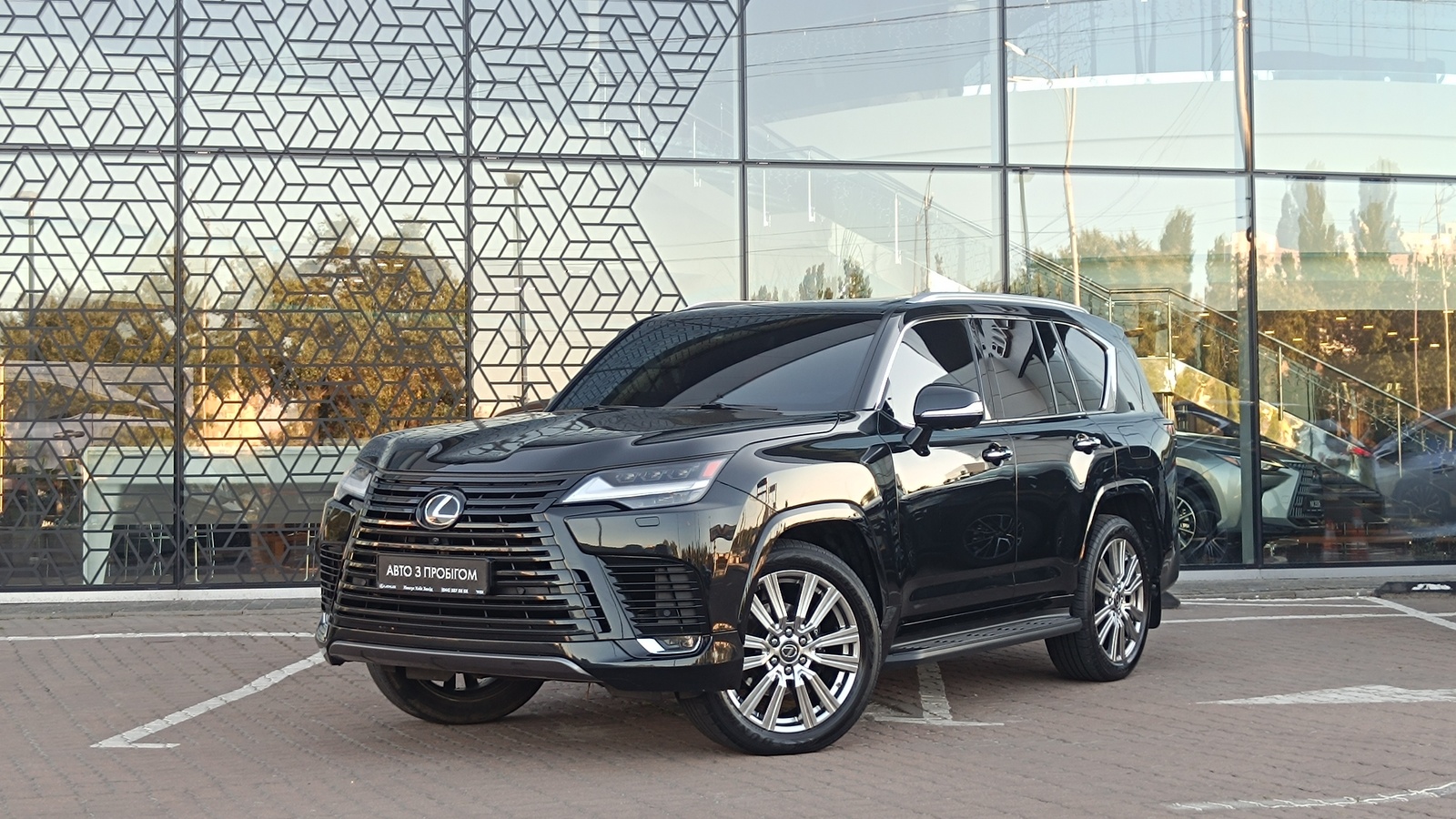 Lexus LX 2023 року з пробігом 131821 км, Універсал, Лексус Київ Захід, м.Київ - 4968000 ГРН | Фото № 1