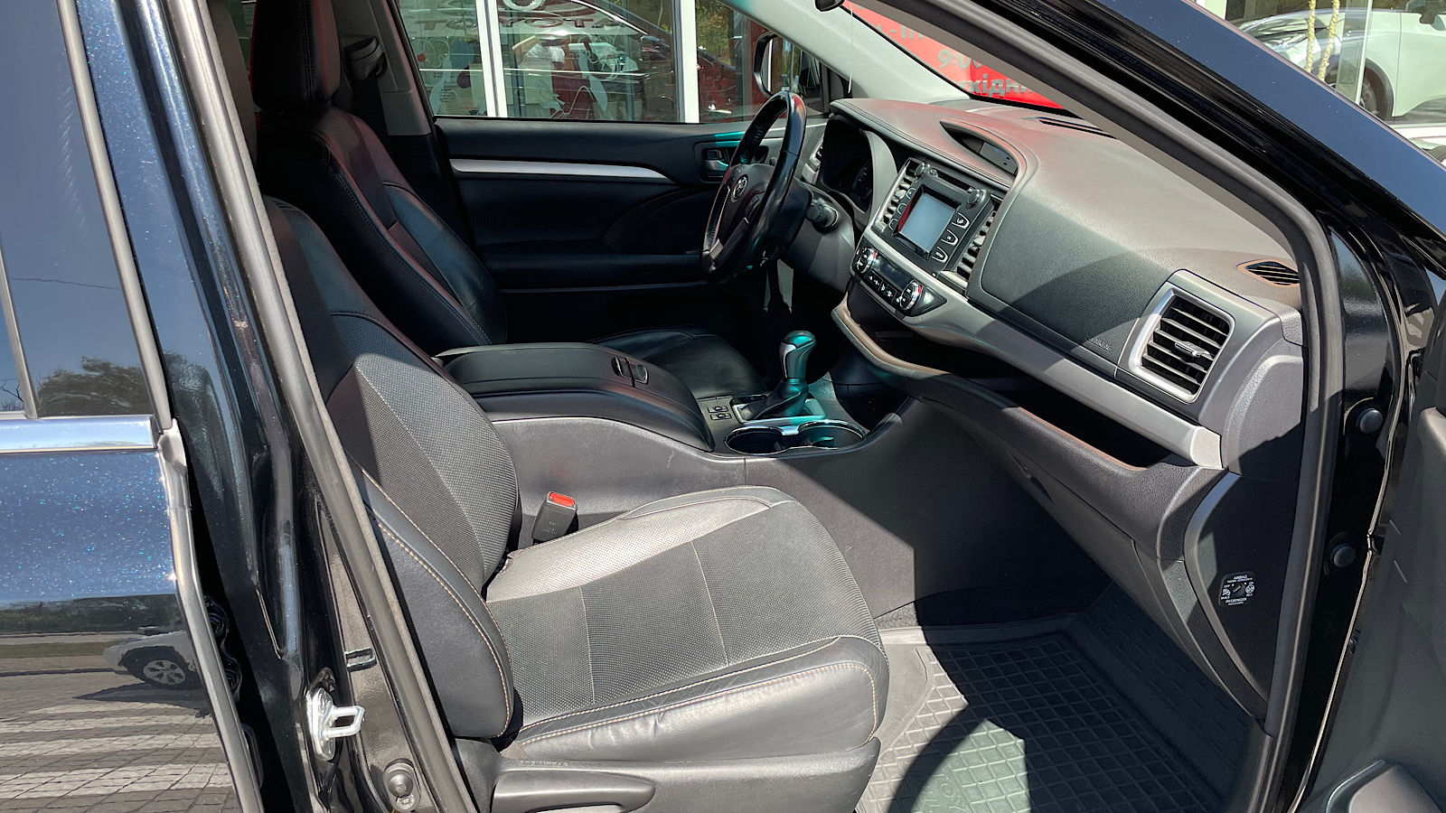 Toyota HIGHLANDER 2017 року з пробігом 135000 км, Універсал, Тойота Центр Запоріжжя "Восток Автомир", м.Запоріжжя - 1047250 ГРН | Фото № 6