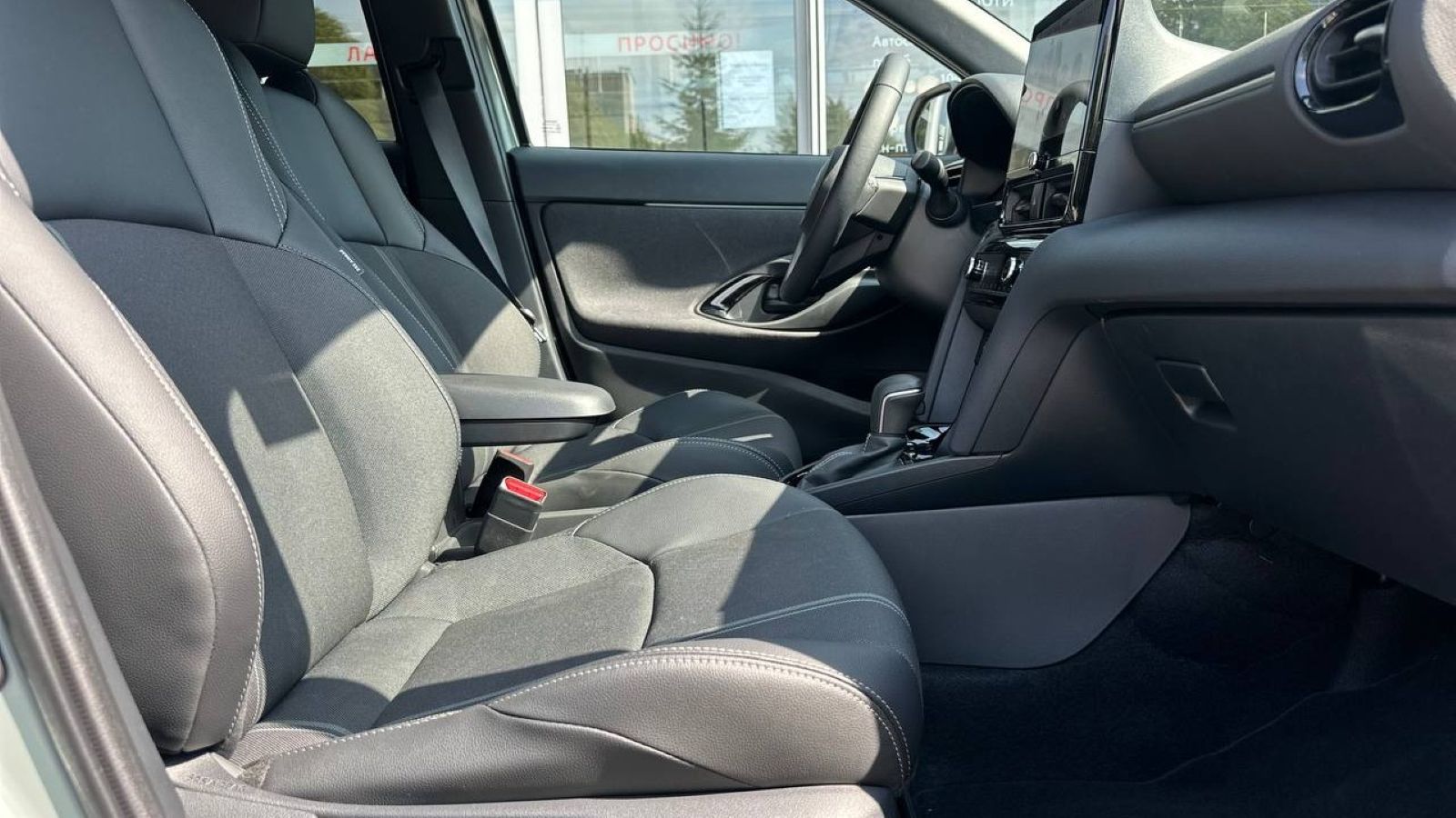 Toyota YARIS CROSS 2024 року з пробігом 900 км, Хетчбек, Тойота Центр Луцьк "Автоконцепт", м.Луцьк - 1340000 ГРН | Фото № 6