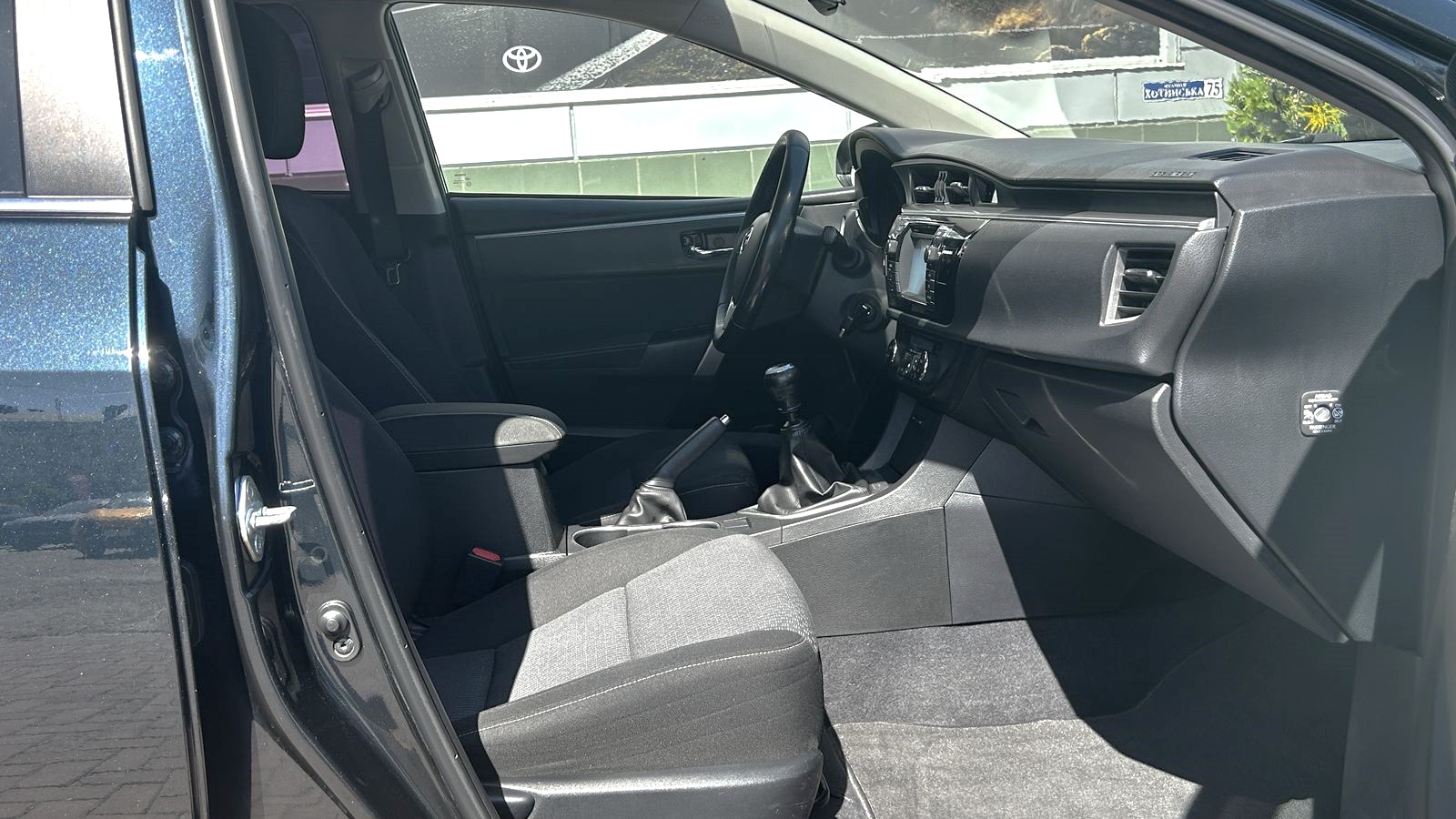 Toyota COROLLA 2013 року з пробігом 155761 км, Седан, Тойота Центр Чернівці "Олімп-Моторс", м.Чернівці - 450000 ГРН | Фото № 6