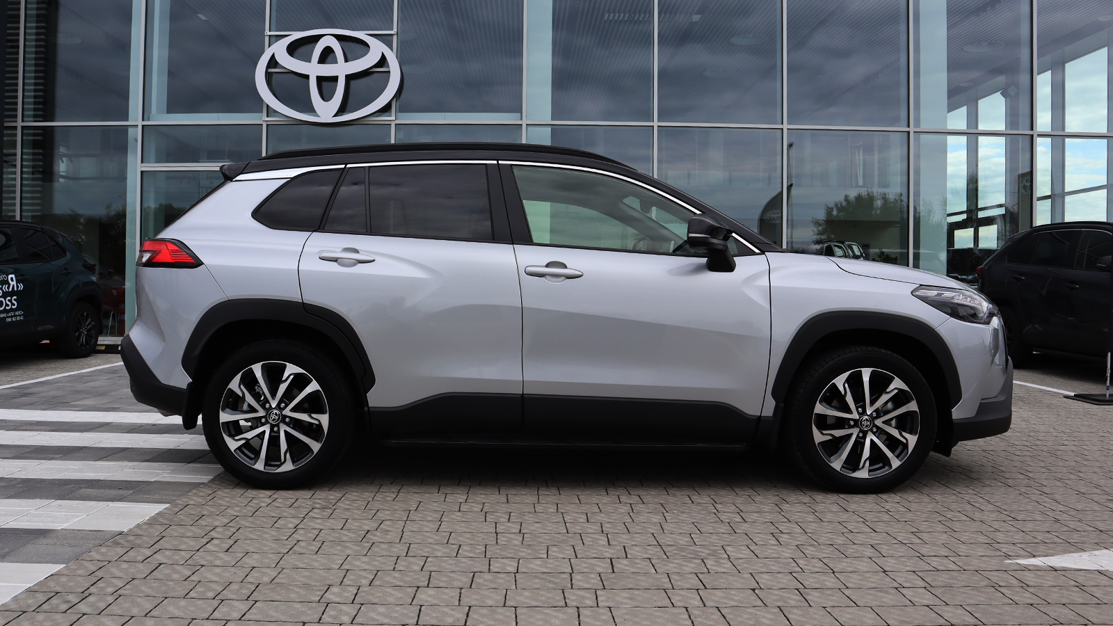 Toyota COROLLA CROSS 2024 року з пробігом 2433 км, Універсал, Тойота Центр Рівне "Агат Авто", м.Рівне - 1545000 ГРН | Фото № 17