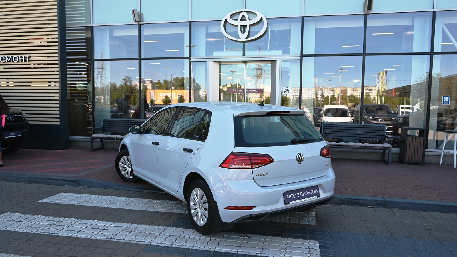 Інші авто VOLKSWAGEN GOLF 2017 року з пробігом 42729 км, Хетчбек, Тойота Центр Київ "Сіті Плаза", м.Київ - 690000 ГРН | Фото № 2