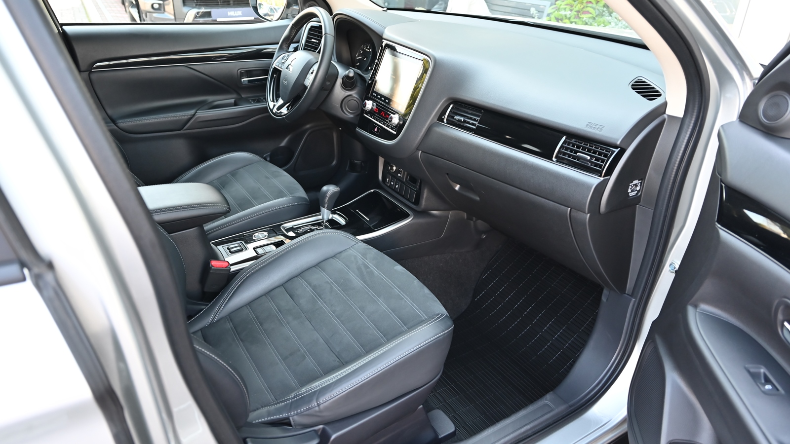 Інші авто MITSUBISHI OUTLANDER 2020 року з пробігом 80668 км, Універсал, Тойота Центр Київ "Сіті Плаза", м.Київ - 849487 ГРН | Фото № 8