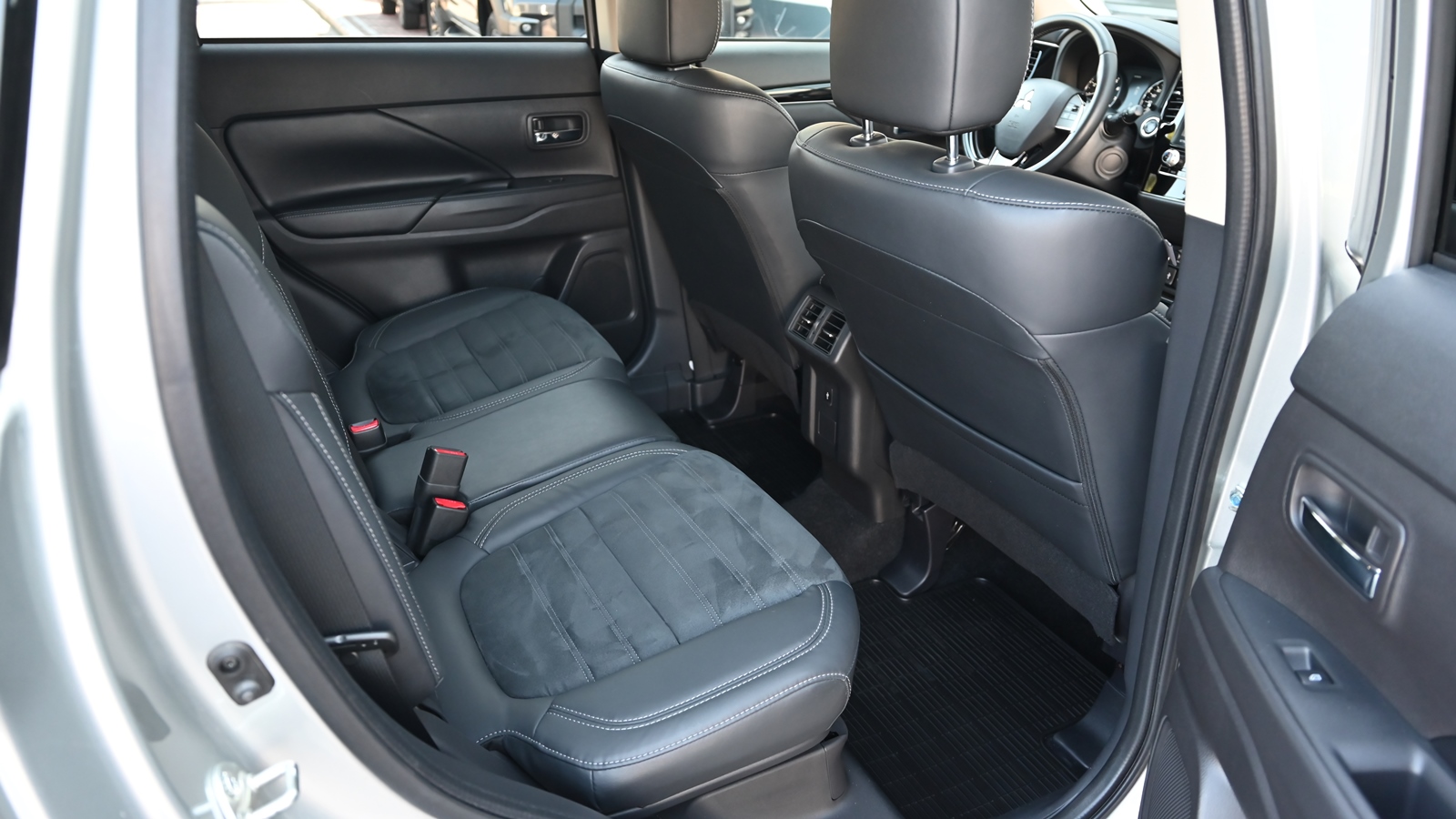 Інші авто MITSUBISHI OUTLANDER 2020 року з пробігом 80668 км, Універсал, Тойота Центр Київ "Сіті Плаза", м.Київ - 849487 ГРН | Фото № 9