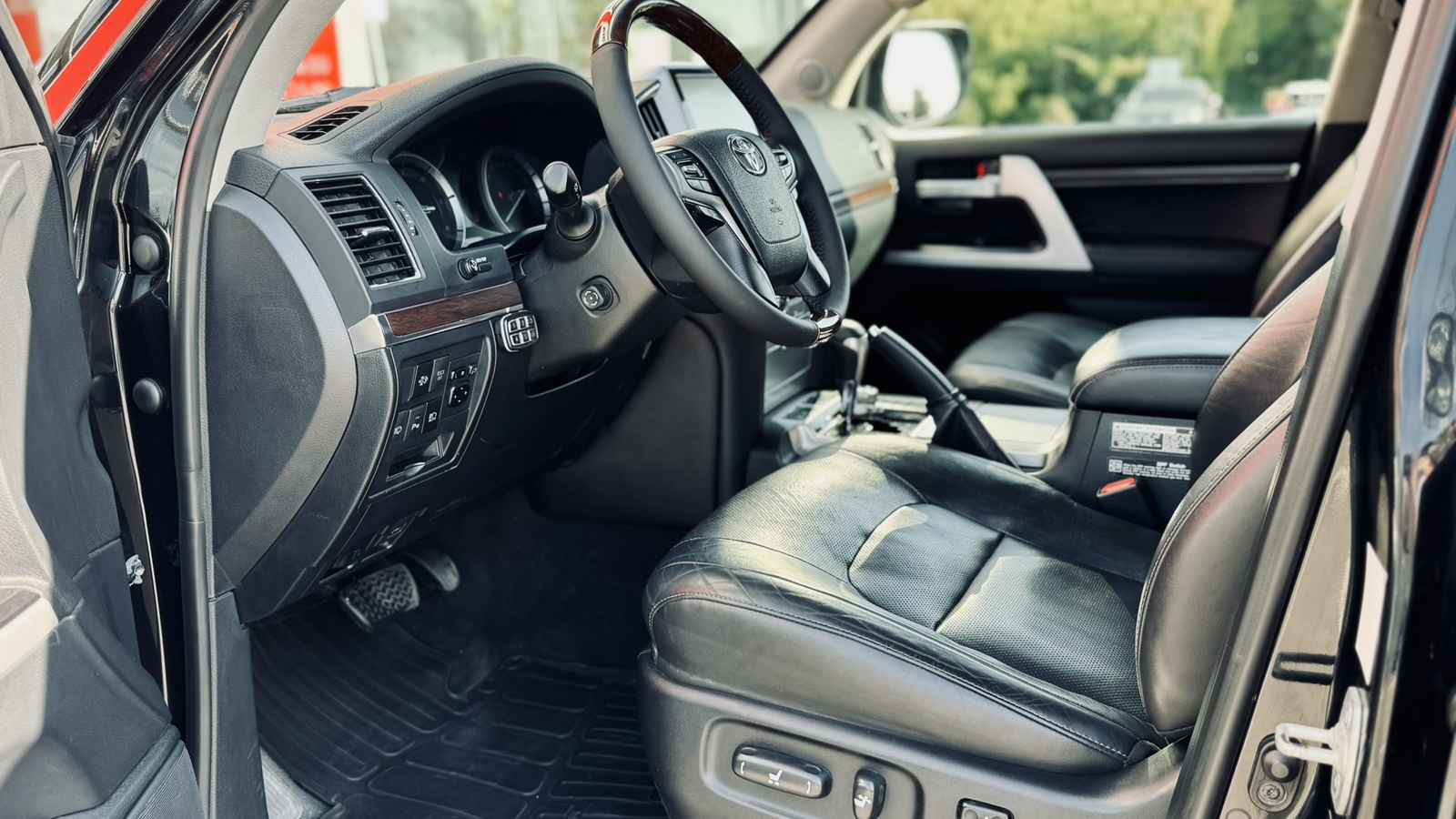 Toyota LAND CRUISER 2017 року з пробігом 203490 км, Універсал, Тойота Центр Тернопіль "Кристал Моторс", м.Тернопіль - 2065000 ГРН | Фото № 12