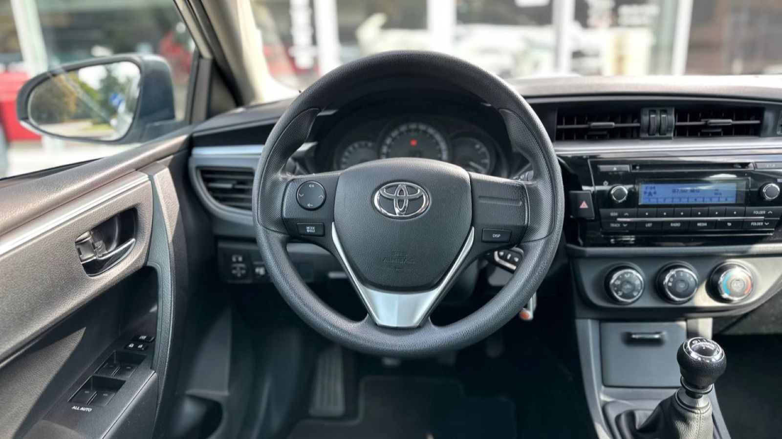 Toyota COROLLA 2016 року з пробігом 191724 км, Седан, Тойота Центр Луцьк "Автоконцепт", м.Луцьк - 475000 ГРН | Фото № 9