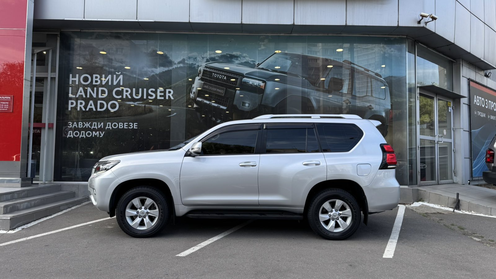 Toyota LAND CRUISER PRADO 2019 року з пробігом 137927 км, Універсал, Тойота Центр Одеса "ВіДі Пальміра", м.Одеса - 1490000 ГРН | Фото № 3